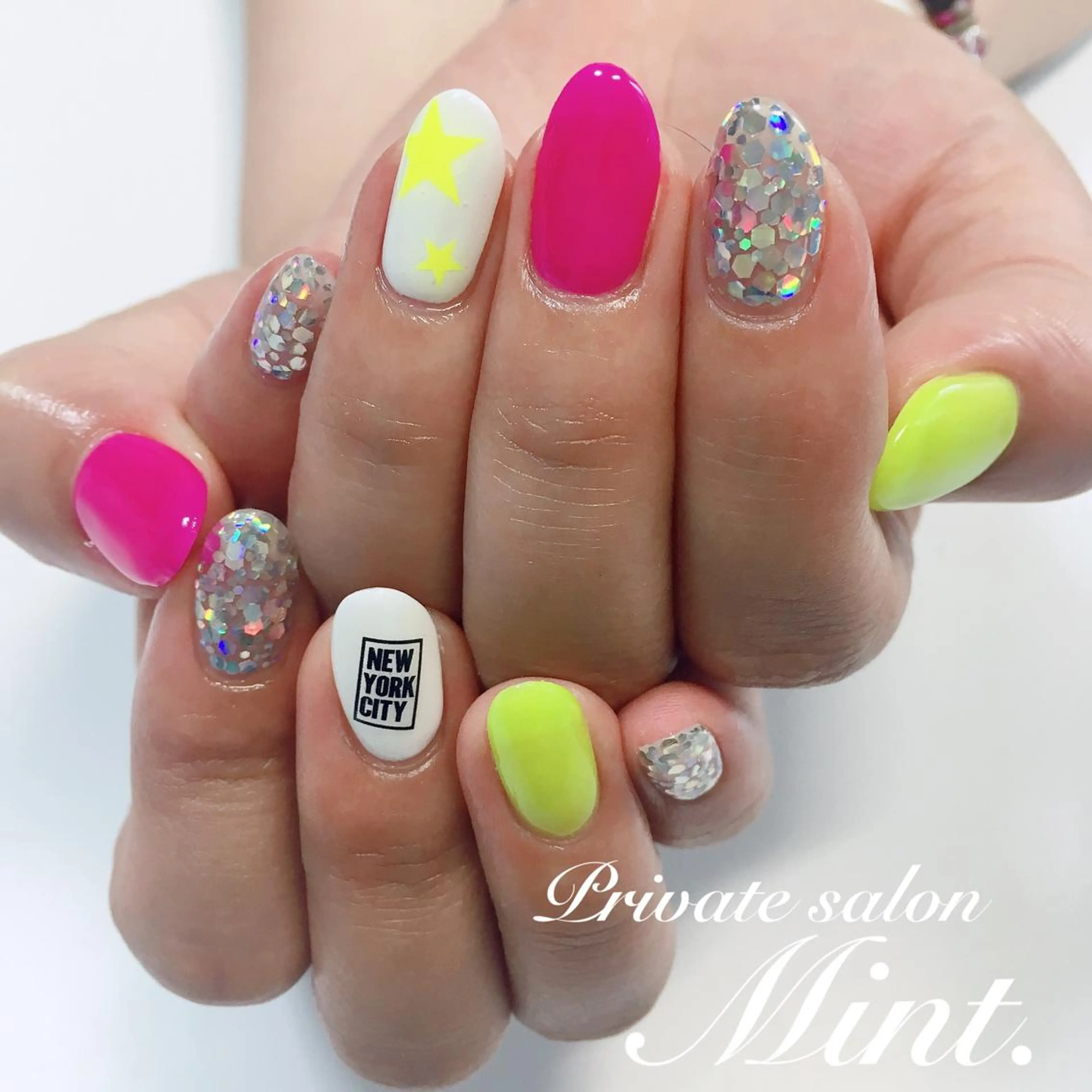 ミディアム ネイル ジェルネイル ハンドネイル Mint. nailのネイルデザイン