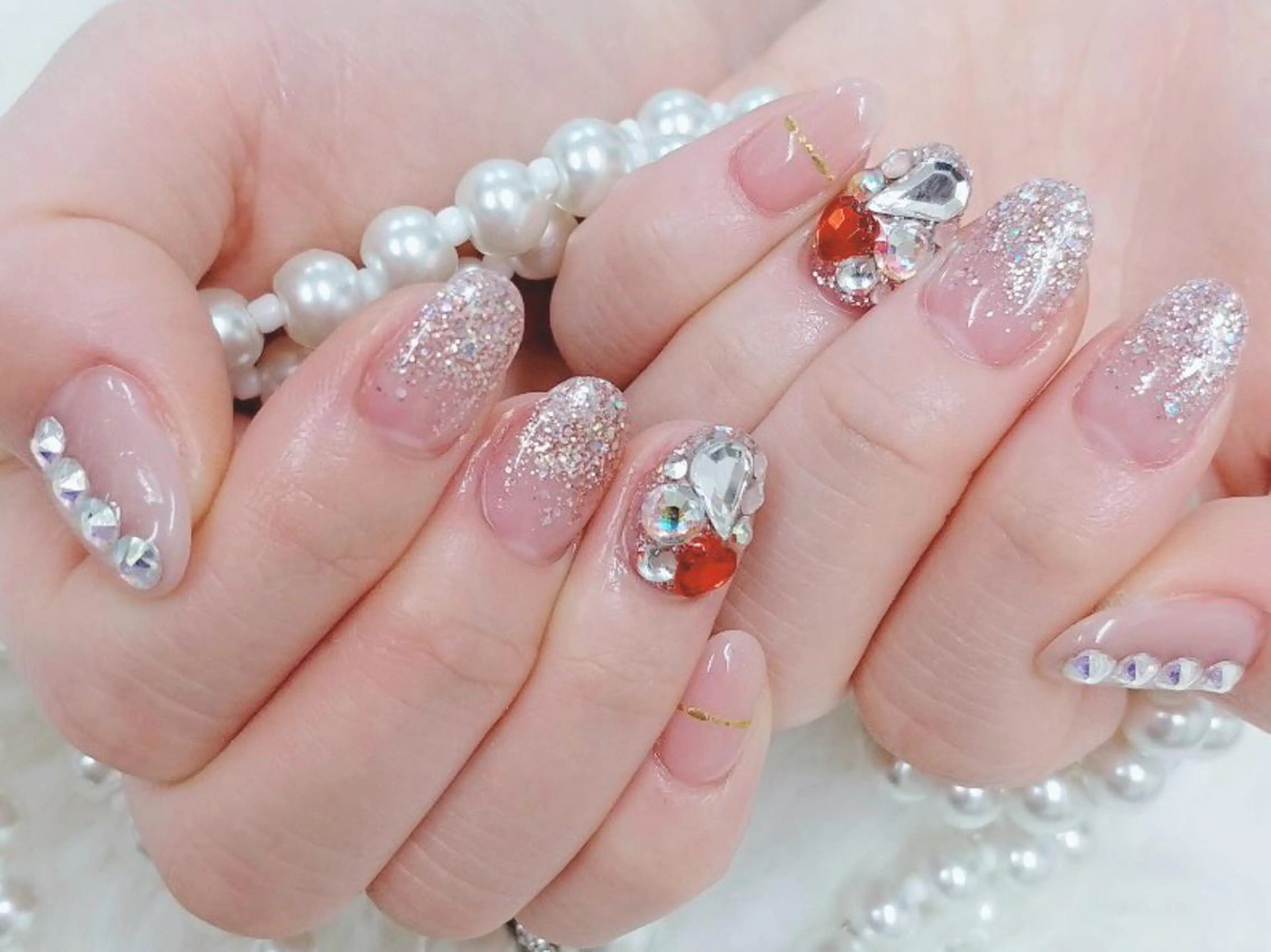 ネイル アートネイル ストーンネイル Nail lieNのネイルデザイン