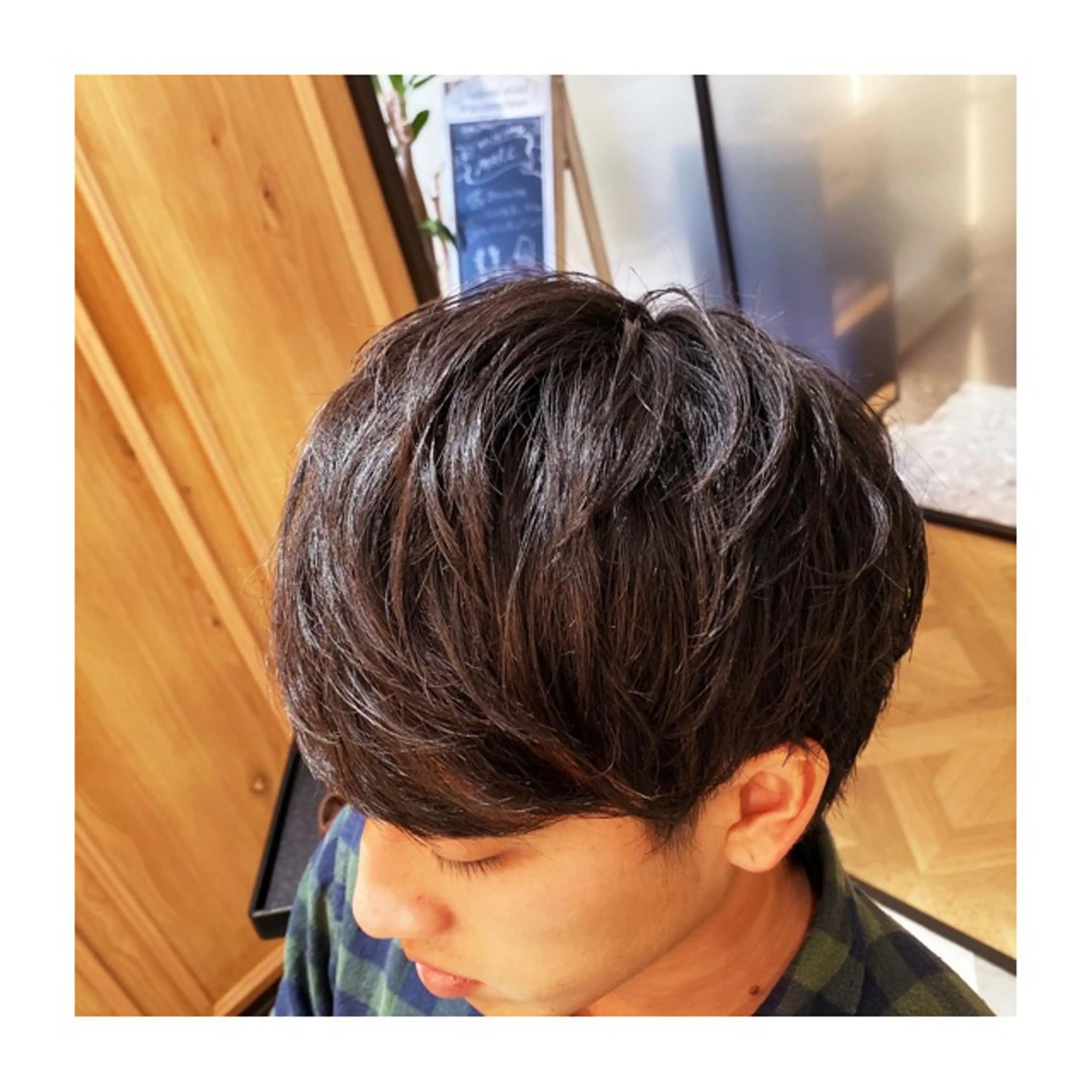 ショート パーマ メンズ マッシュ メンズパーマ 小國 綾かのヘアスタイル