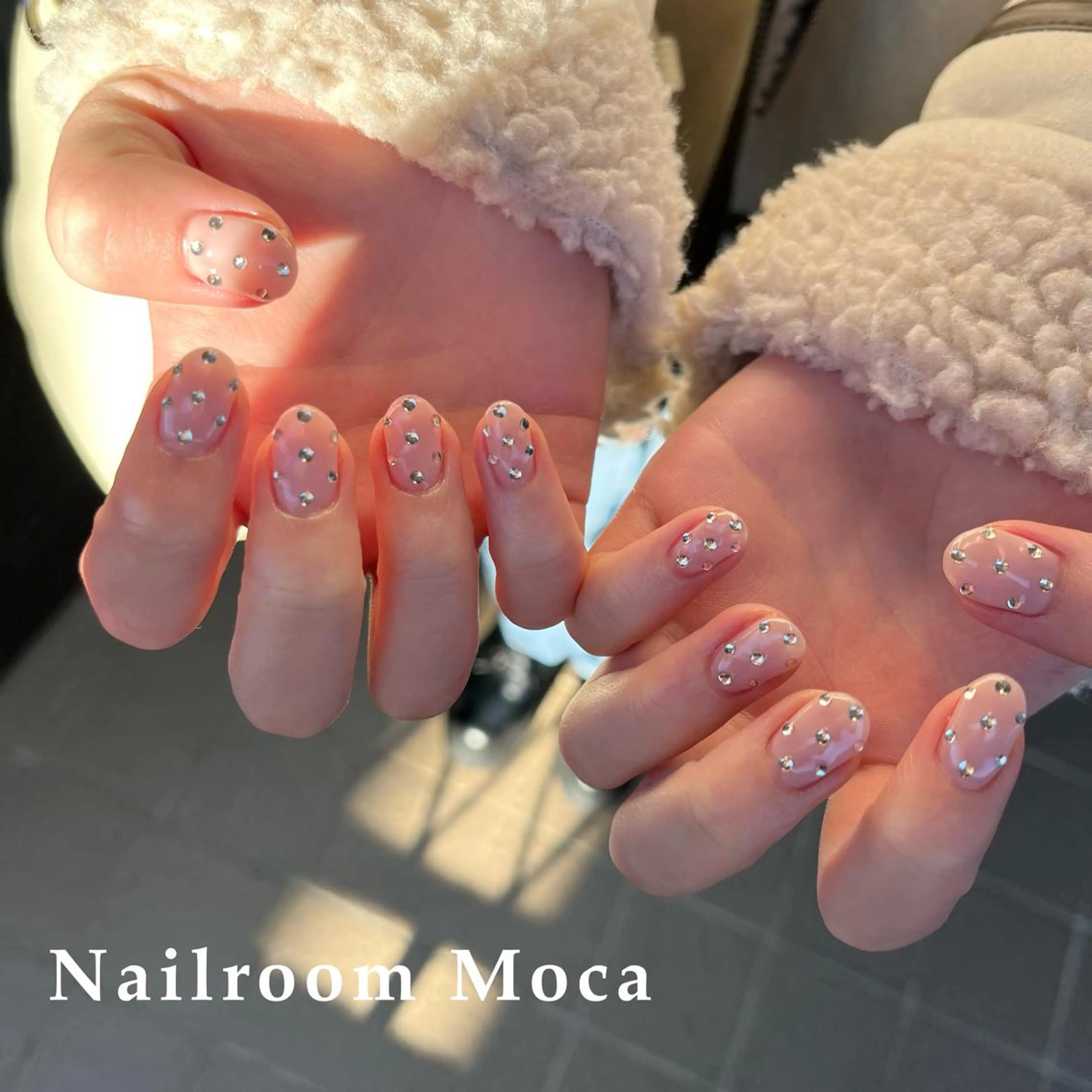ネイル 持ち込み ハンドネイル Nailroom Mocaのネイルデザイン