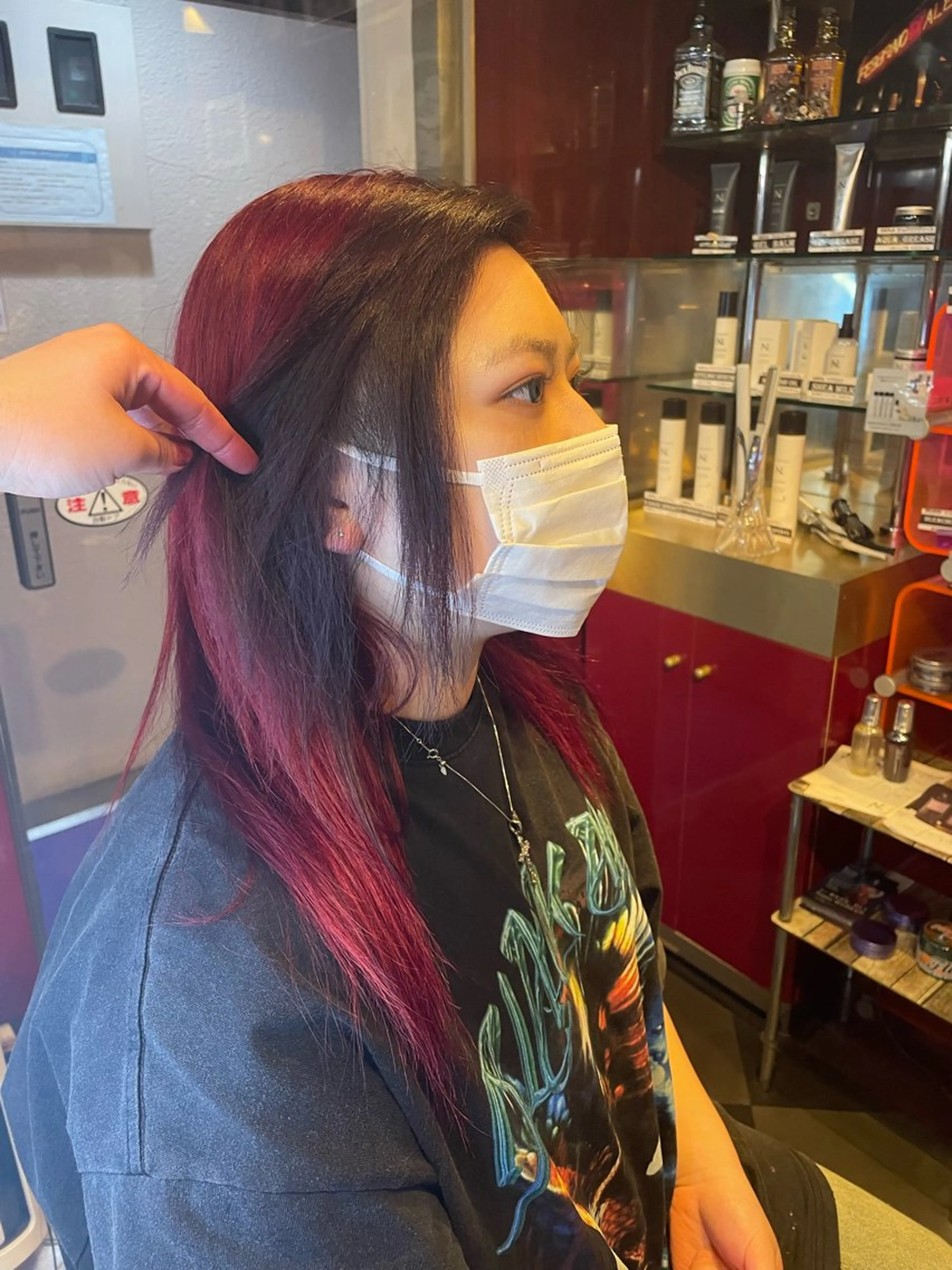 カラー 黒髪 ダブルカラー レッドカラー 👑派手髪/カット 👑ANRYのヘアスタイル