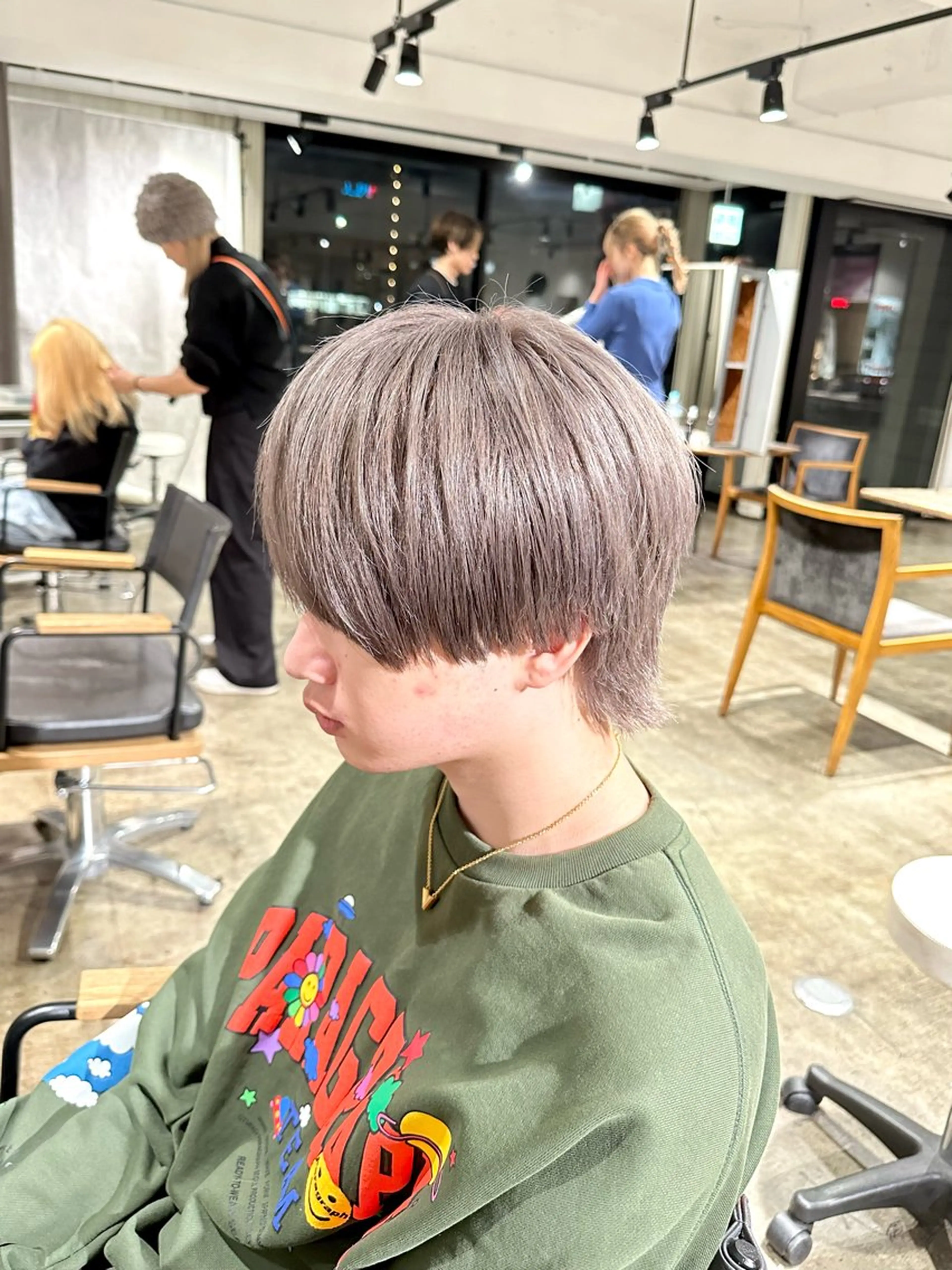 メンズ メンズブリーチ メンズハイトーン マッシュウルフ マッシュ メンズパーマ カット ヘアカラー トリートメント 骨格補正施術/メンズ 専門美容師/YUYAのヘアスタイル