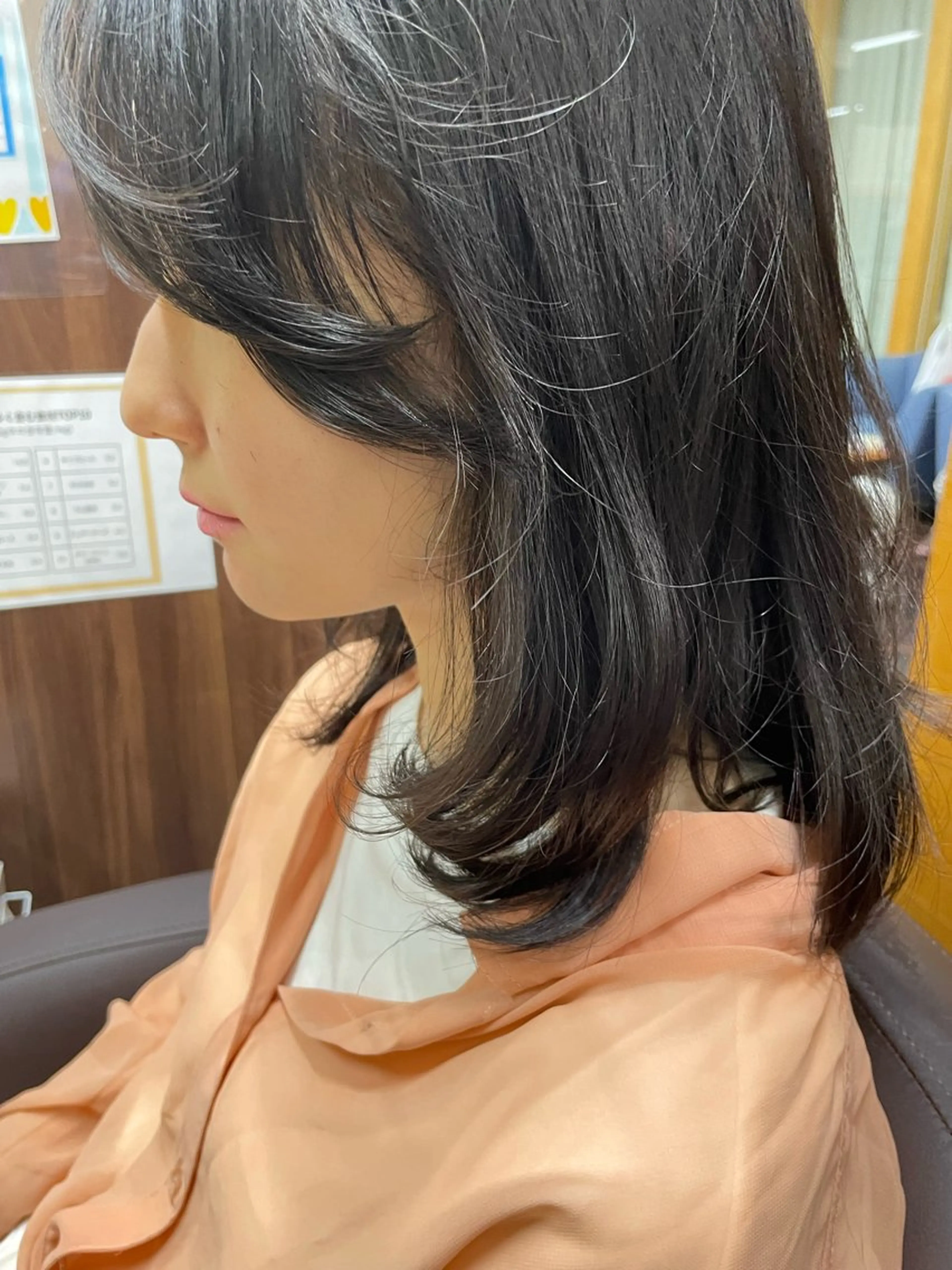 ミディアム katae sayoriのヘアスタイル