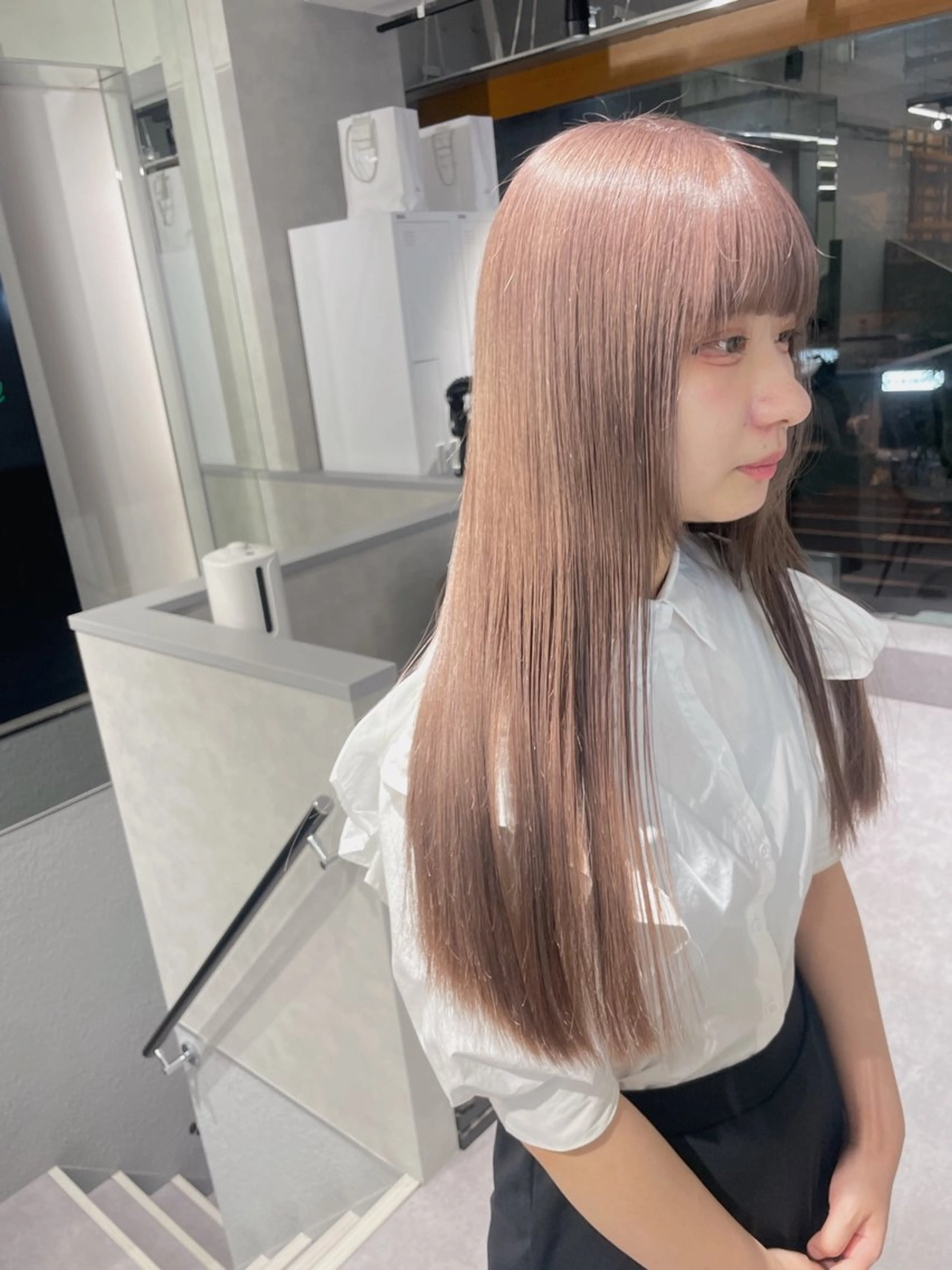 ロング カラー アッシュ ベージュカラー 黒髪 ブロンド ブロンドベージュ ikuma/ ミルクティーのヘアスタイル