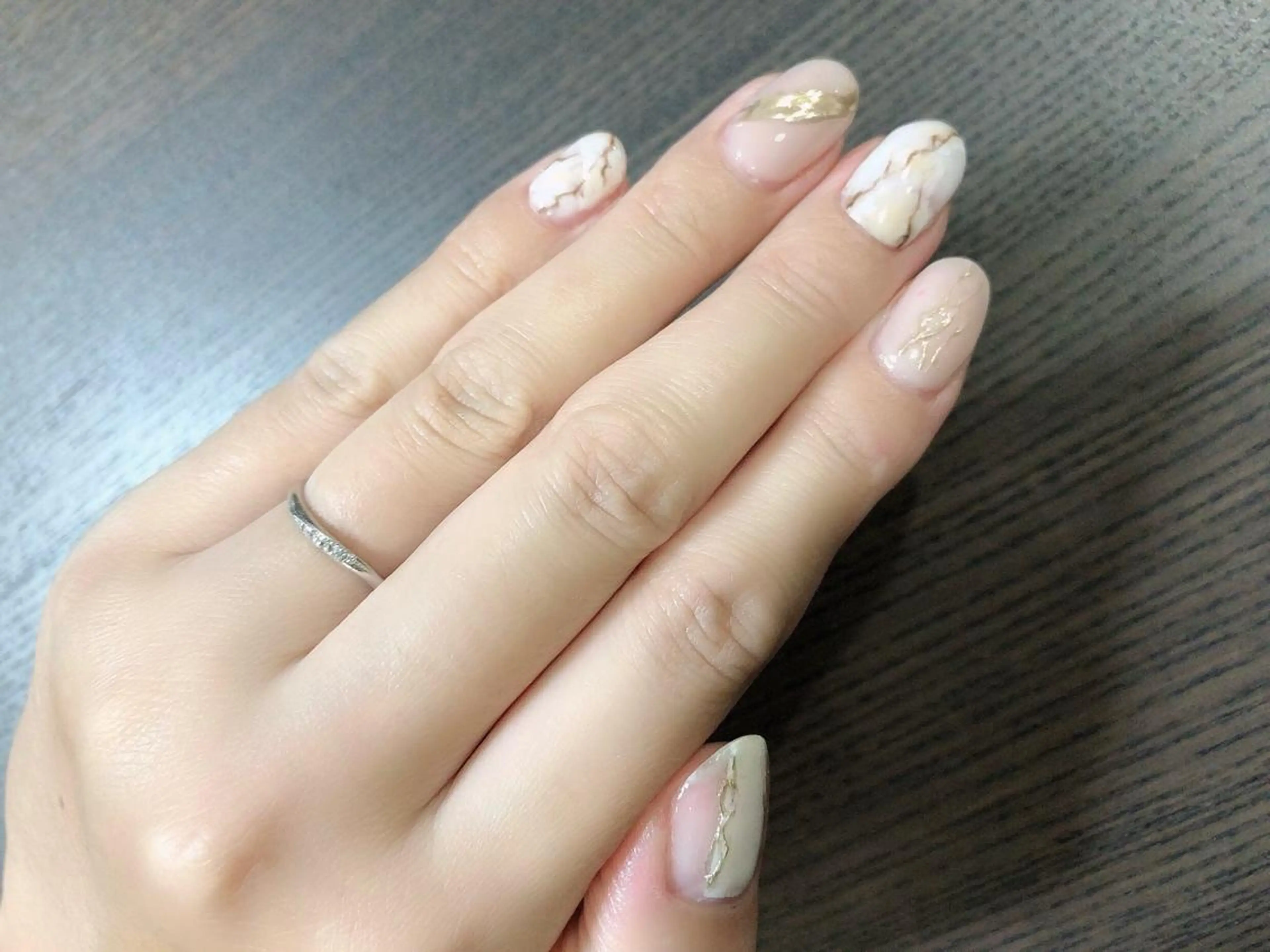 ネイル 大理石ネイル(マーブル) ニュアンスネイル Eye nailのネイルデザイン