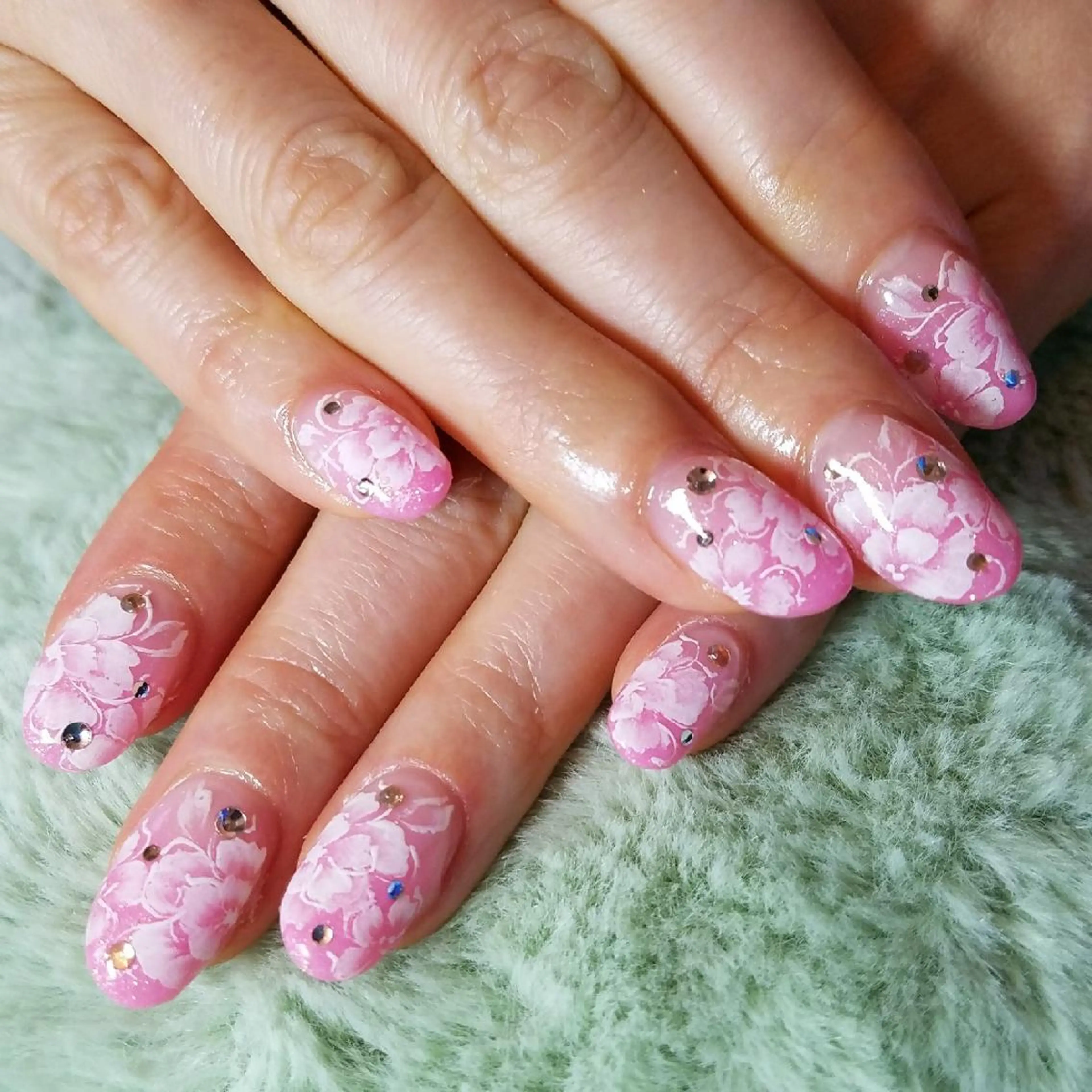 ネイル フラワーネイル グラデーション Yori 　　　のマツエク・マツパデザイン