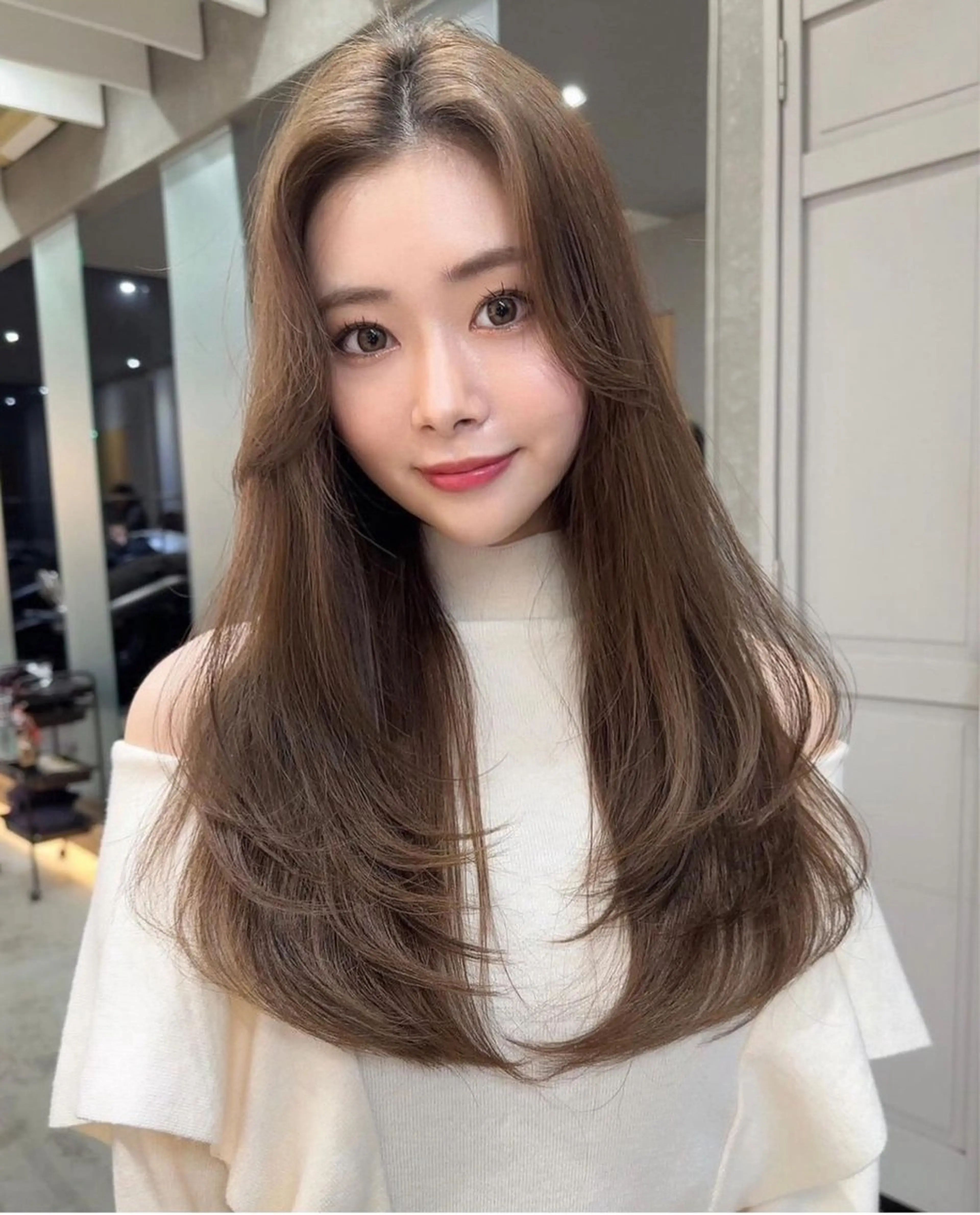 ロング ショートボブ 韓国風カラー ボブ くびれヘア エギョモリ ボブ/顔周りカット /縮毛矯正/鈴木隆太のヘアスタイル