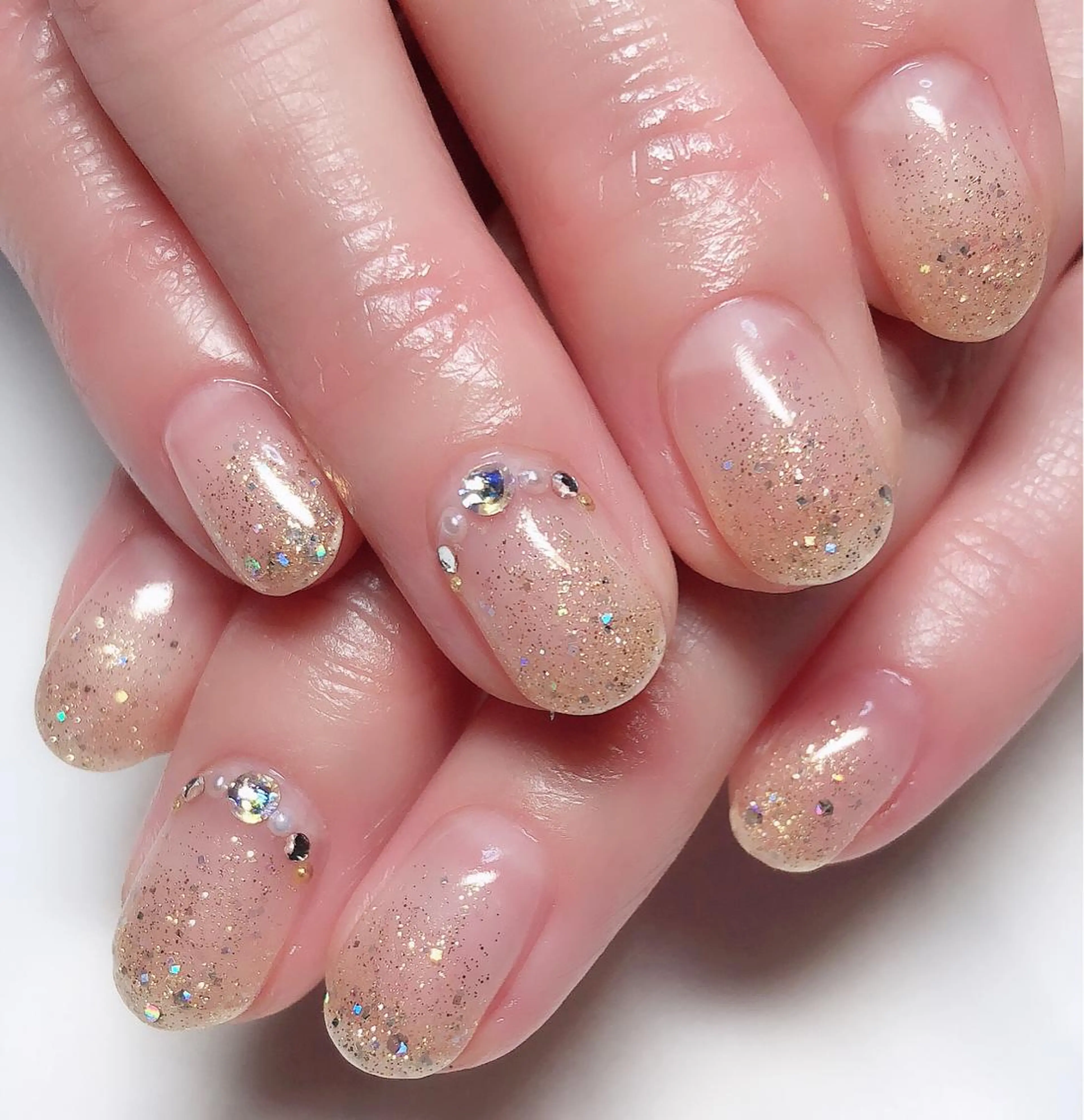 ネイル ハンドネイル ネイルサロンエクラ 🫧Shizukaのネイルデザイン