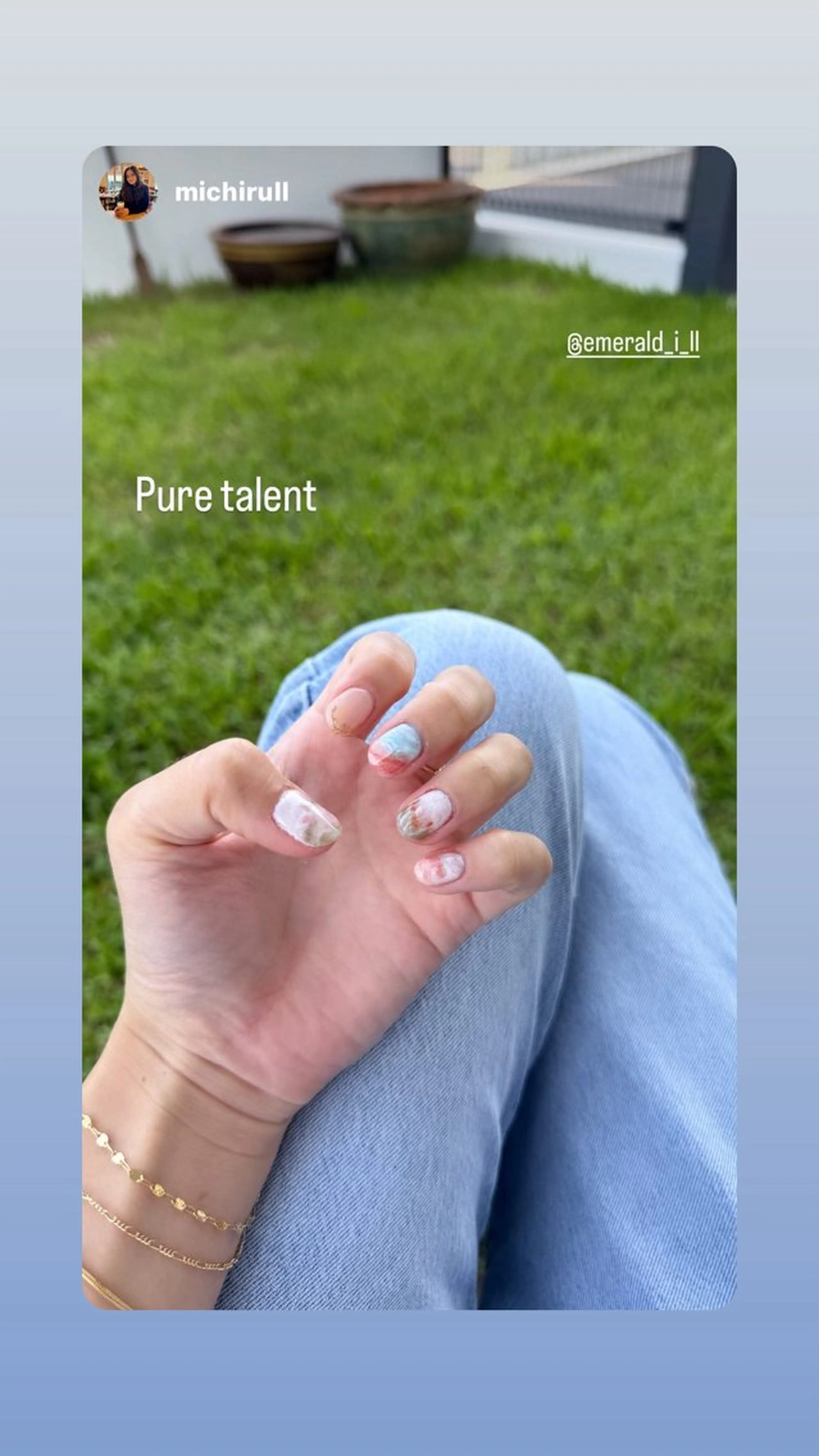 ネイル 沖縄市ネイルサロン エメラルドアイルのネイルデザイン