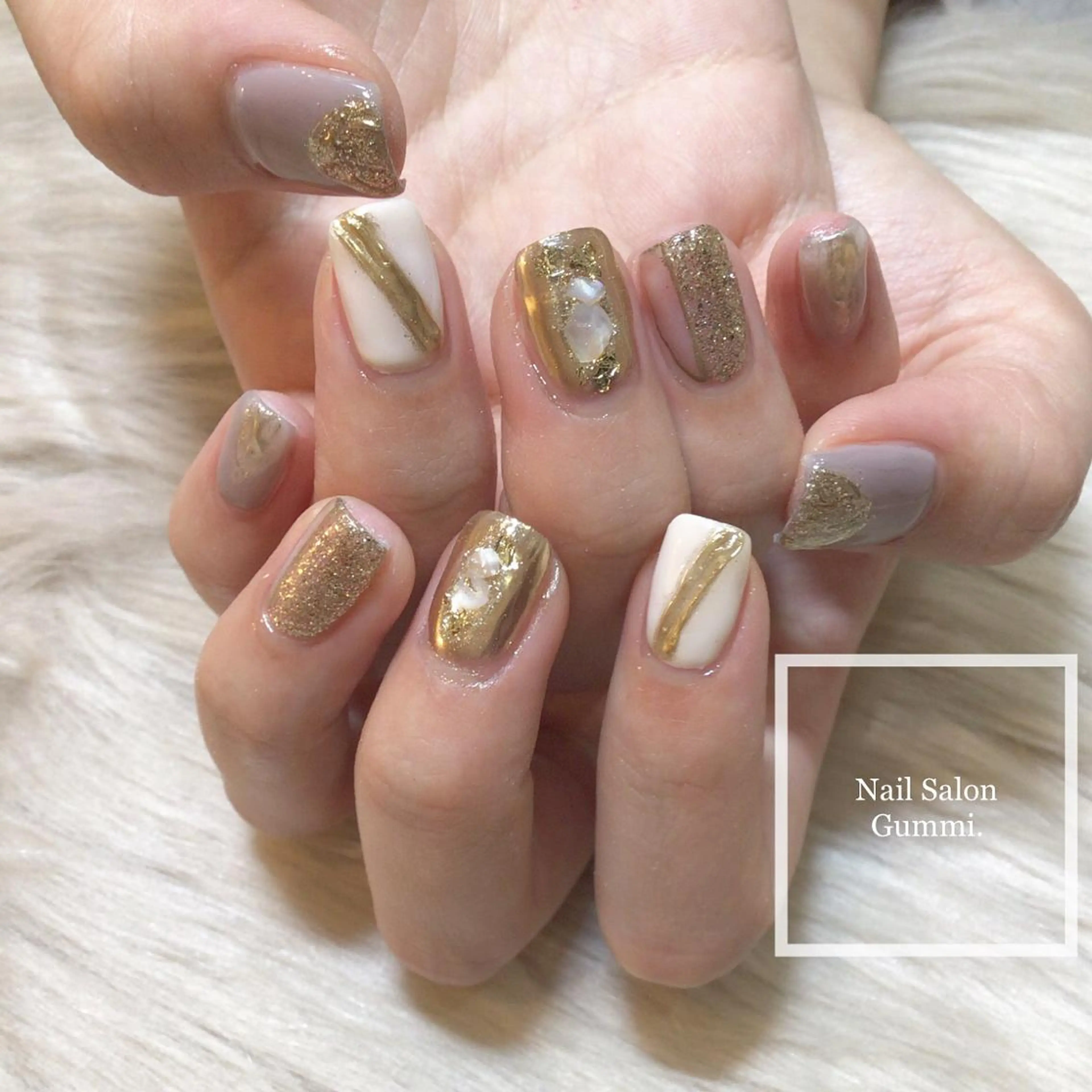 ネイル キラキラネイル 韓国ネイル ラメ(グリッター) ミラーネイル ニュアンスネイル Nail Salon Gummi.のネイルデザイン