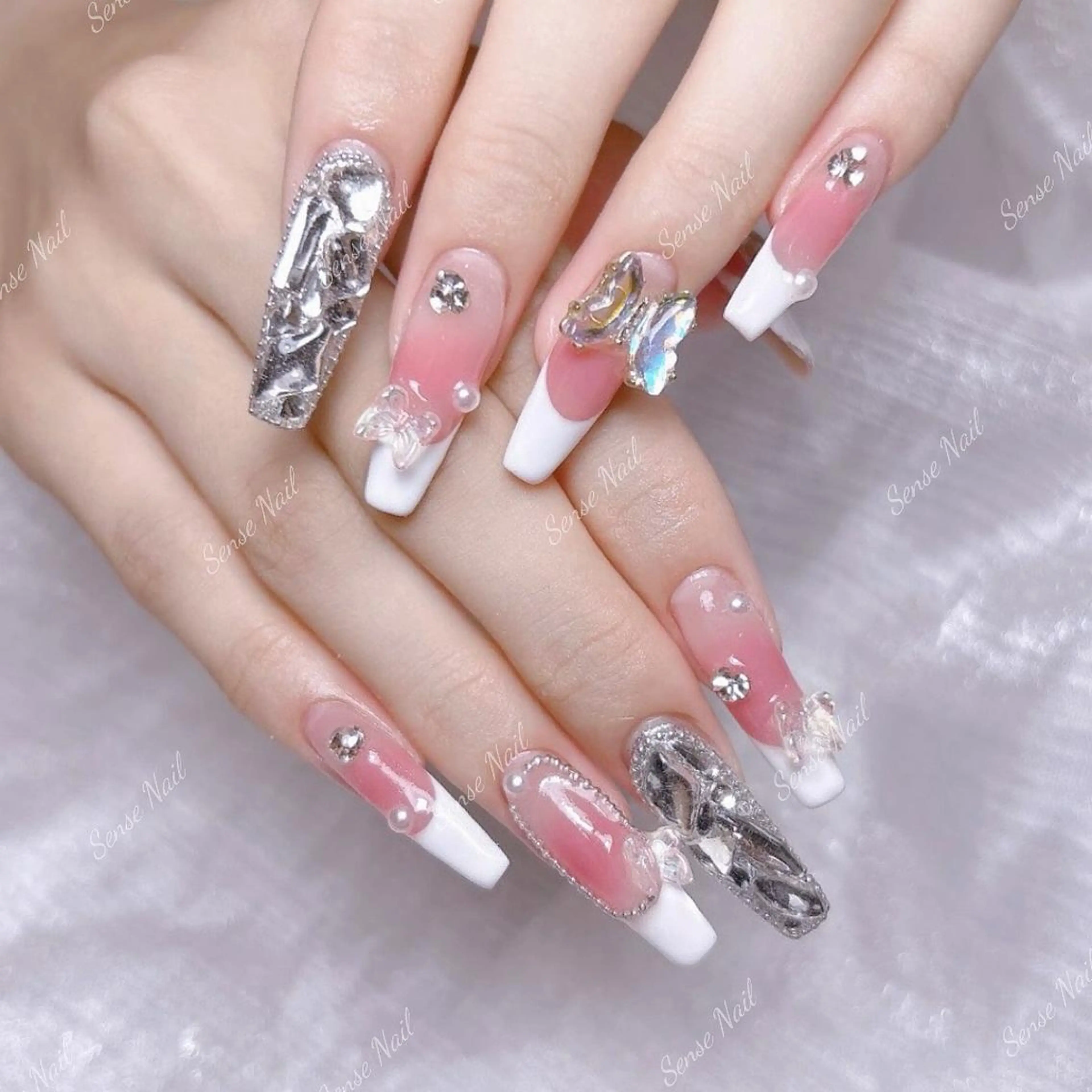 ネイル ハンドネイル ハンドケア 🎀Sense Nail池袋店🎀のネイルデザイン