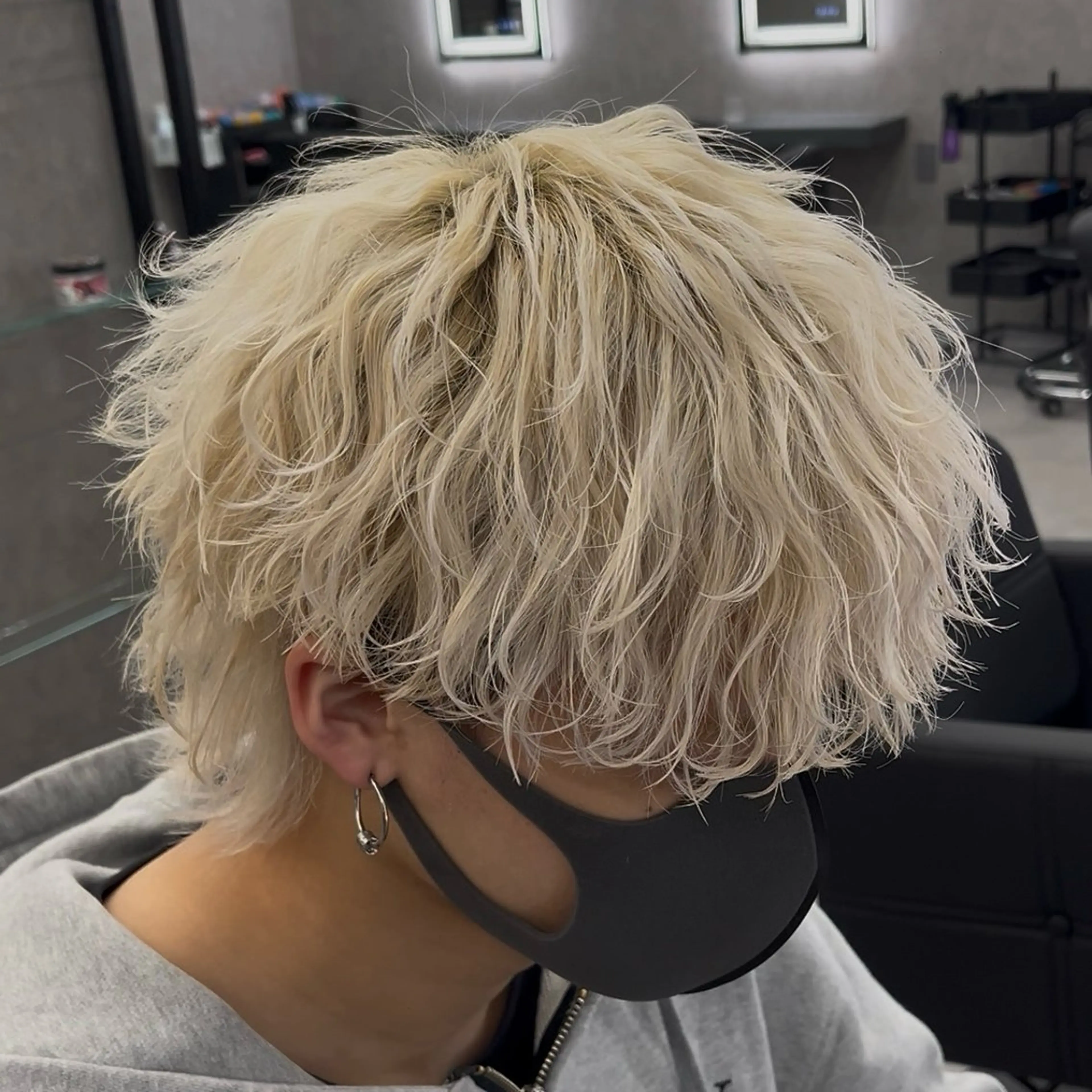 ショート カラー ヘアアレンジ メンズ ブロンド ホワイトブロンド カット ヘアカラー トリートメント ヘアセット 【札幌メンズ特化】 🔥RIKU🔥のヘアスタイル