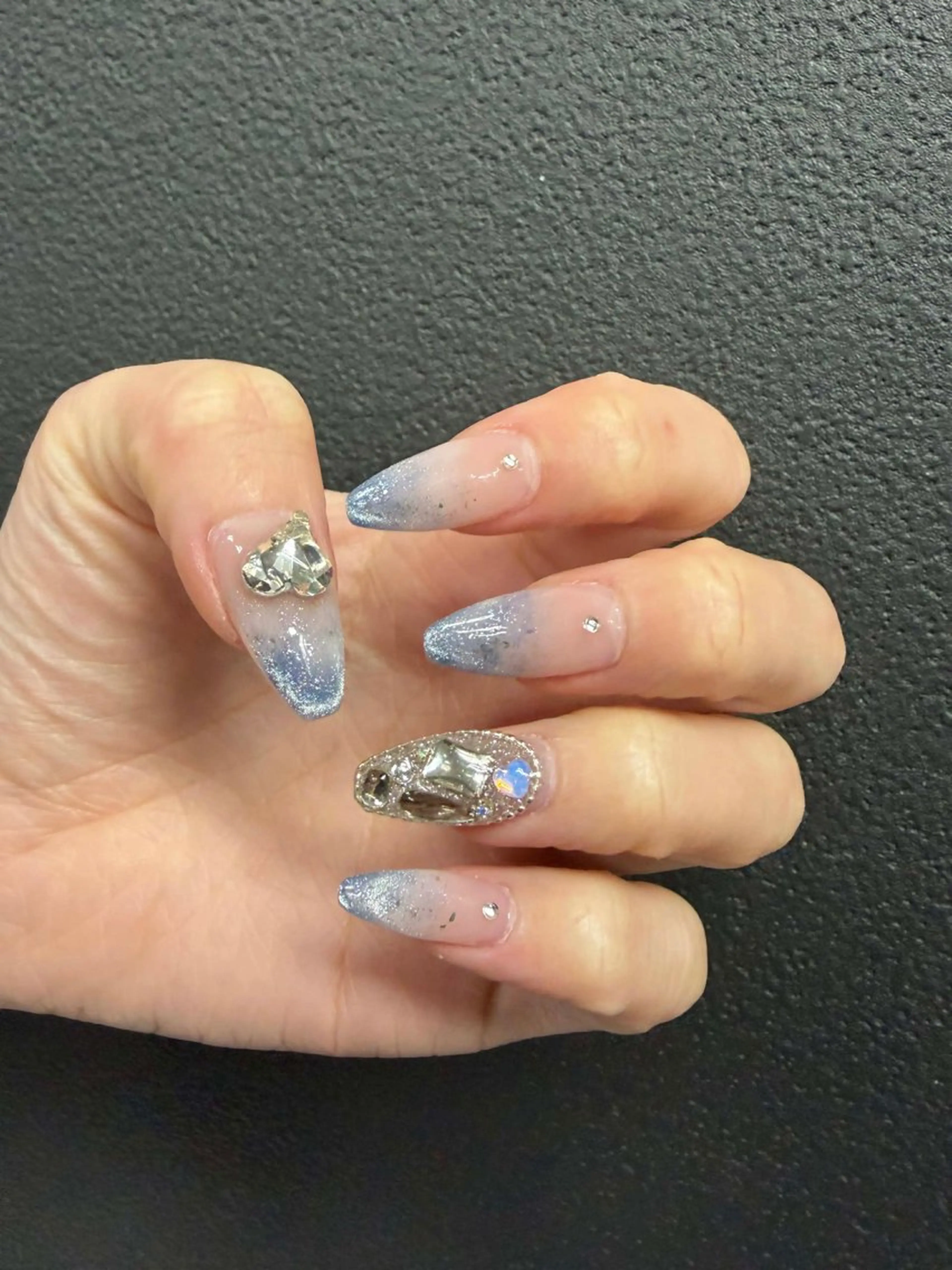 ネイル 韓国ネイル 持ち込み ニュアンスネイル ネイルチップ 冬ネイル RINN ANA.CHUOのネイルデザイン