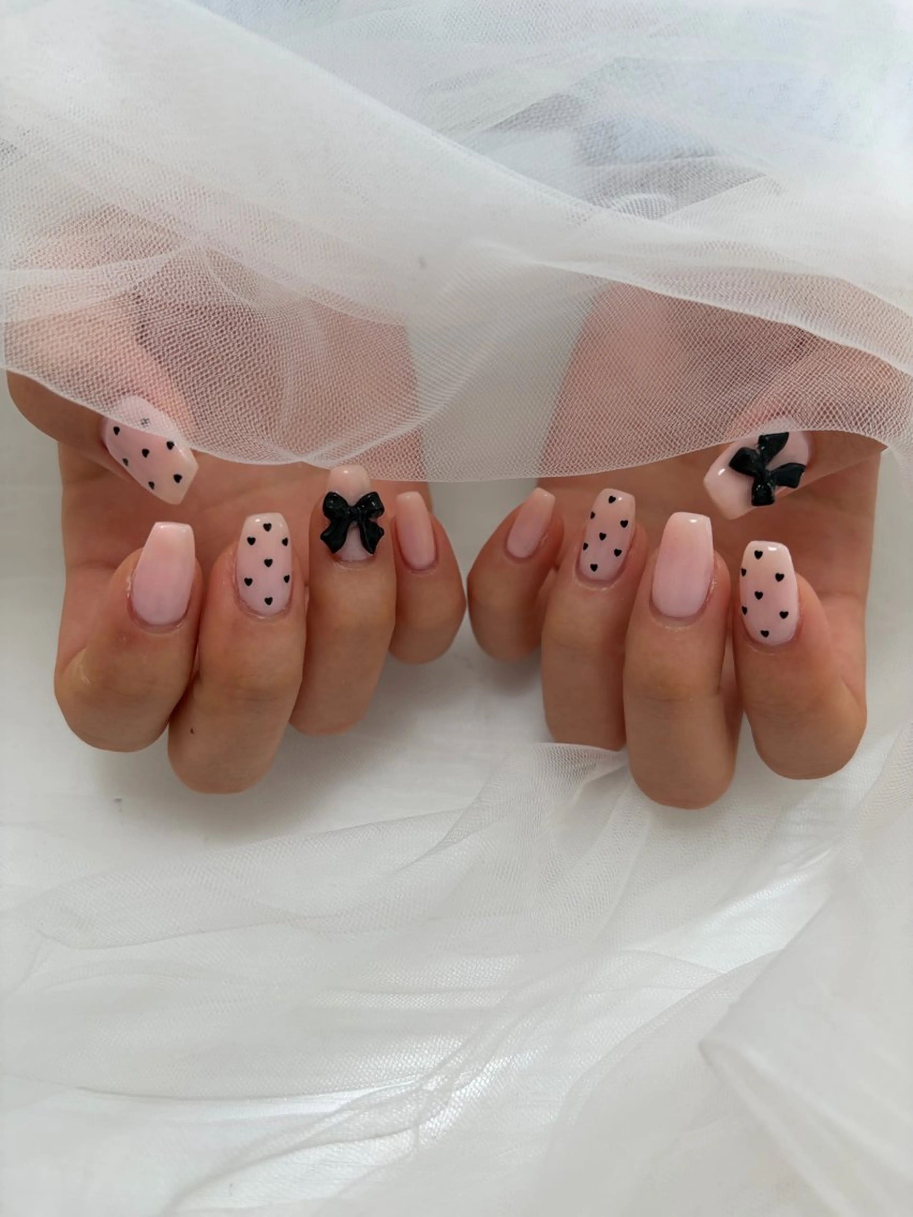 ネイル ドット ハンドネイル Rendezvous nailsalon所属・Sana ⭐︎のネイルデザイン