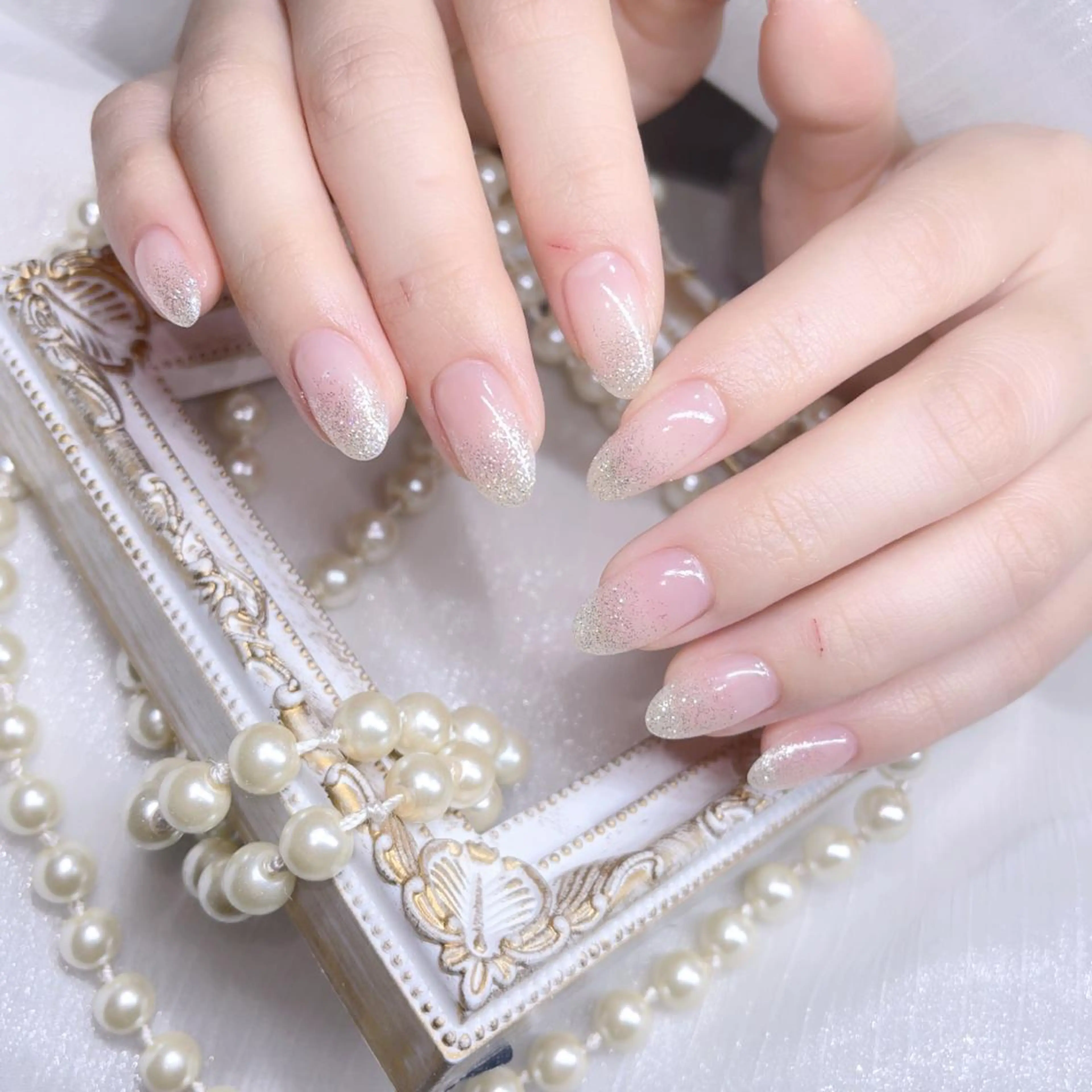 カラー ハンドネイル Queen’s 歌舞伎町店のネイルデザイン