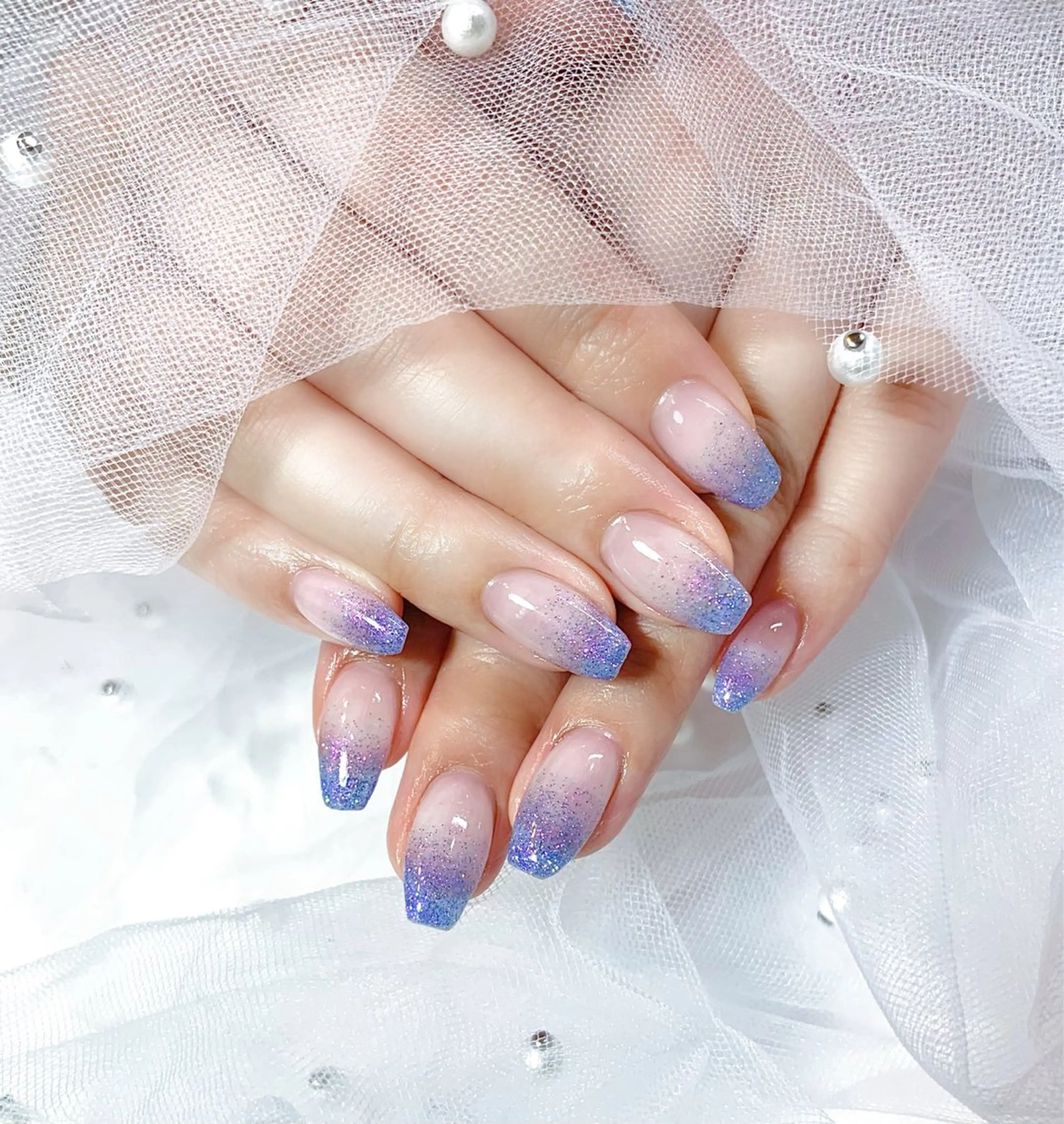 ネイル グラデーション 冬ネイル Chat　noir所属・【chatnoir】 MIYUのネイルデザイン