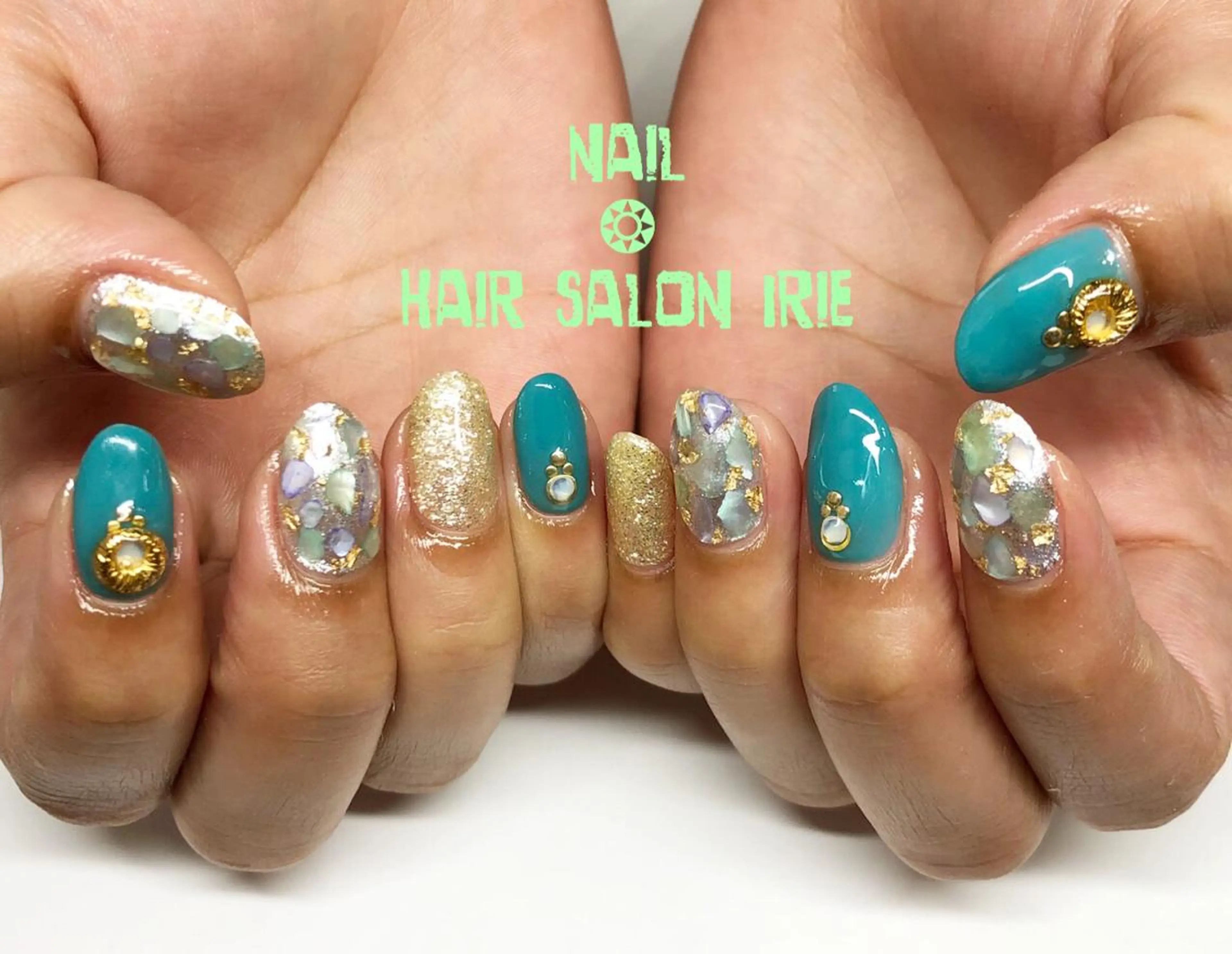 ネイル Hair salon Irie所属・與儀 知佳のネイルデザイン