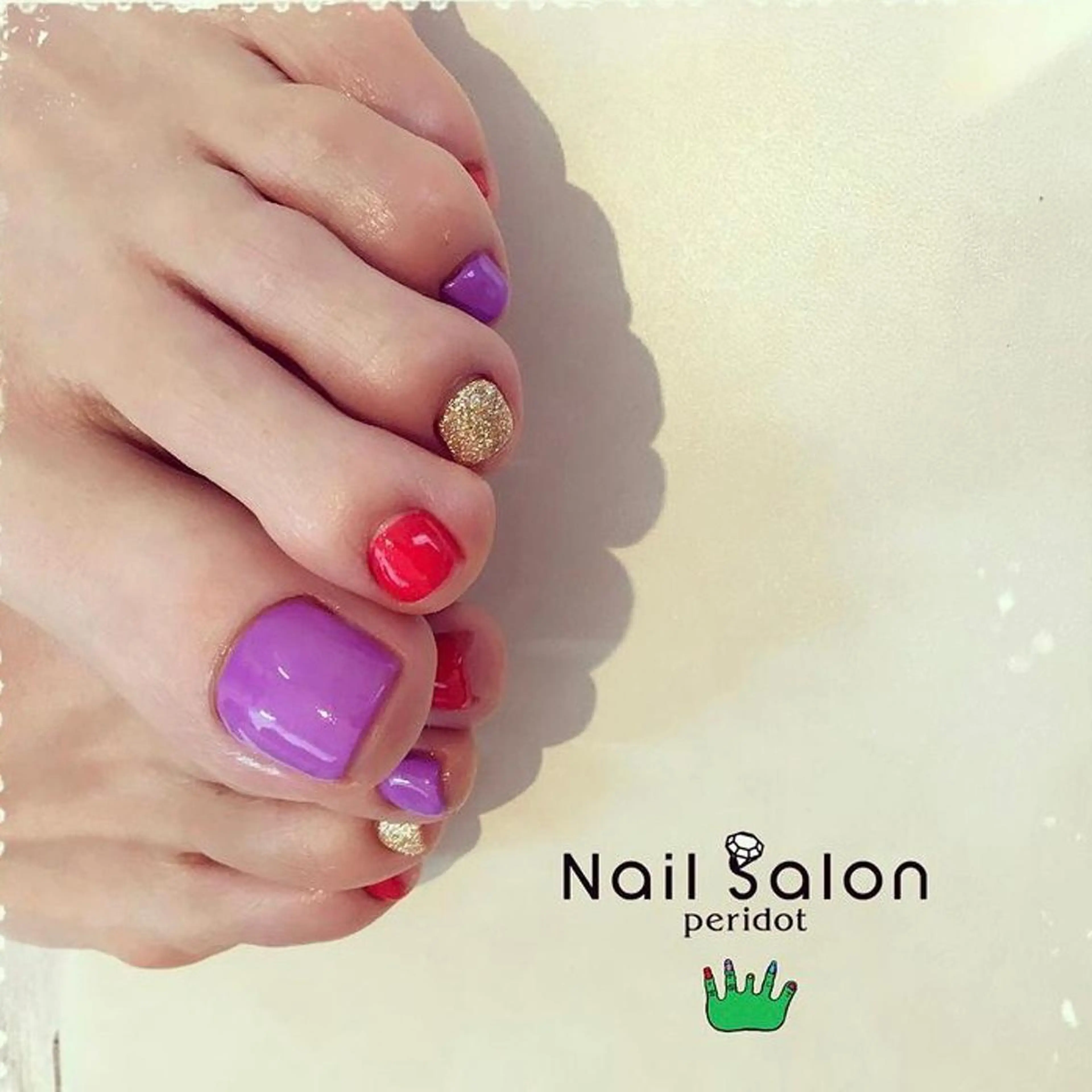 ネイル ペリドット えみのネイルデザイン