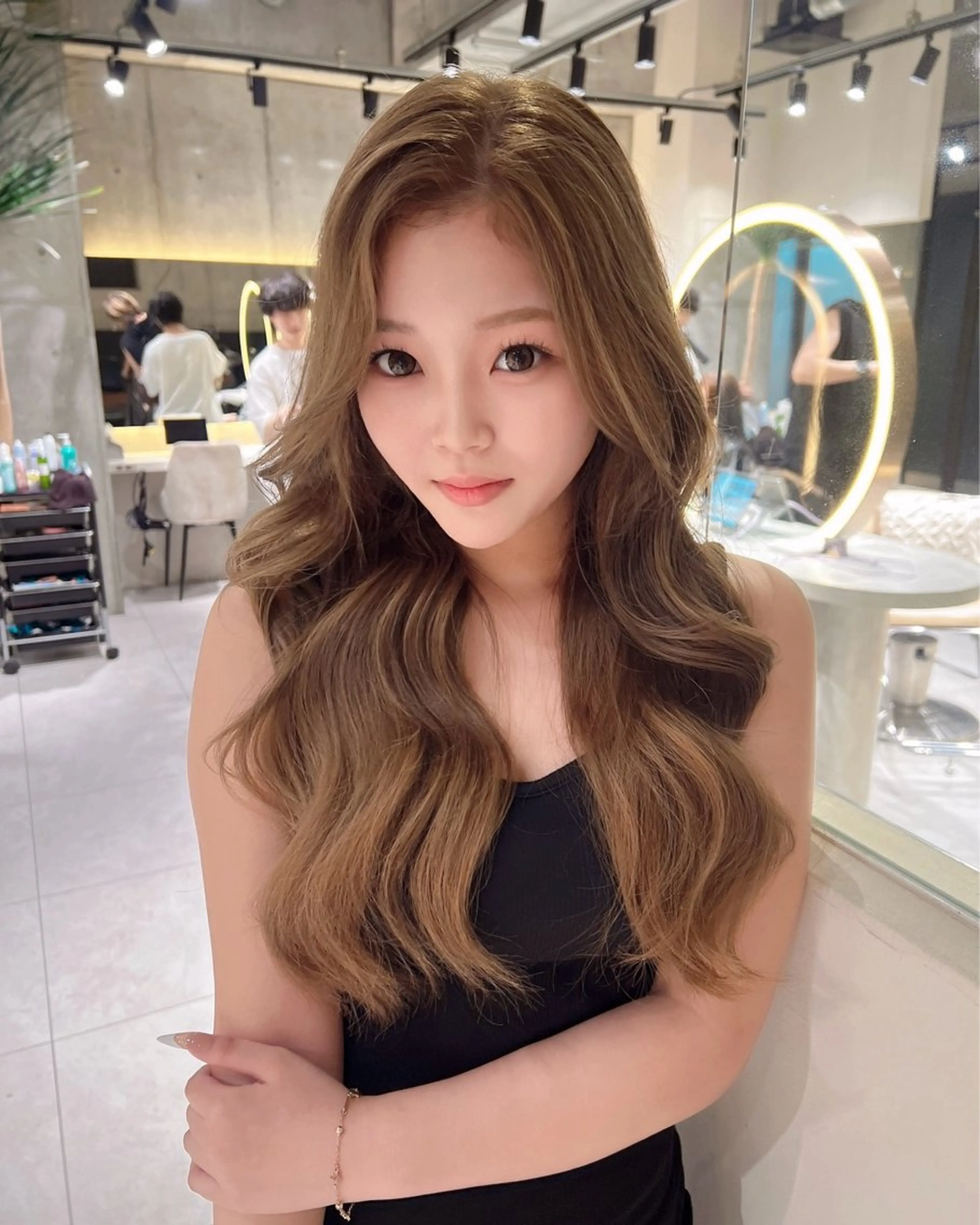 ロング カット ヘアカラー トリートメント 顔周り🇰🇷韓国 レイヤー/モエのヘアスタイル