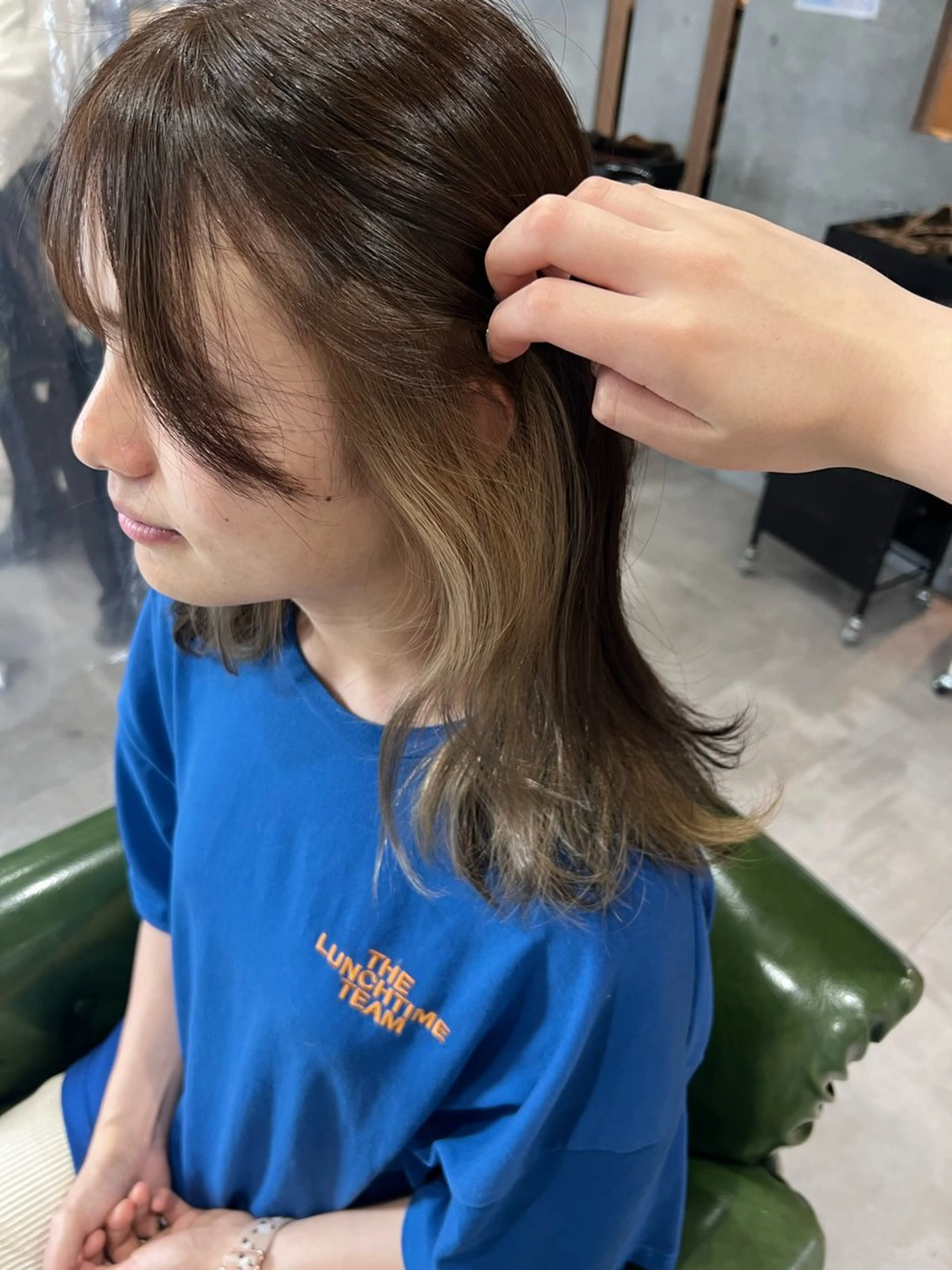 セミロング 藤森結子/韓国ヘア/ パーソナルカラー診断のヘアスタイル