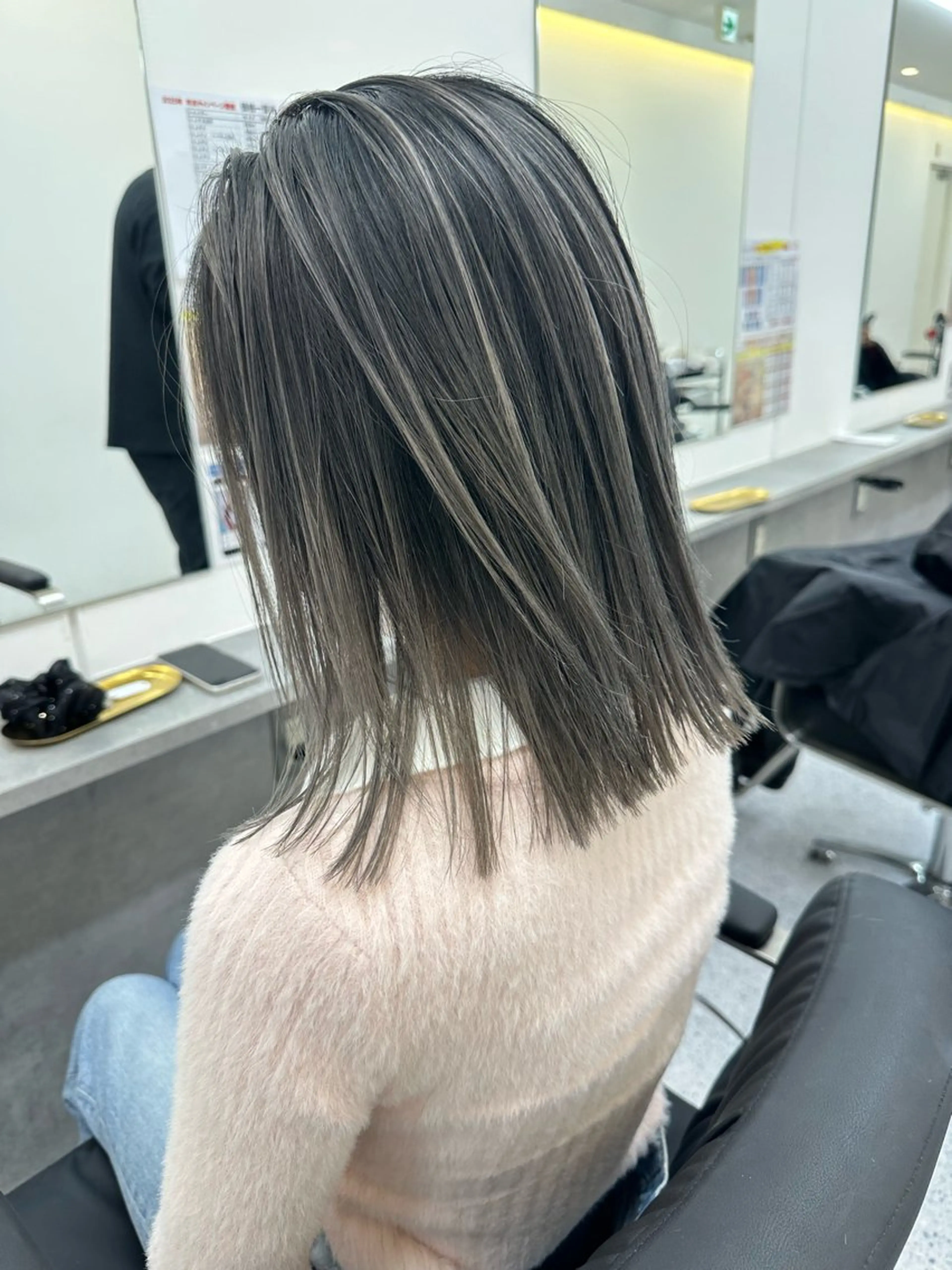ミディアム カラー ヘアアレンジ カット ヘアカラー トリートメント 久米 治仁のヘアスタイル