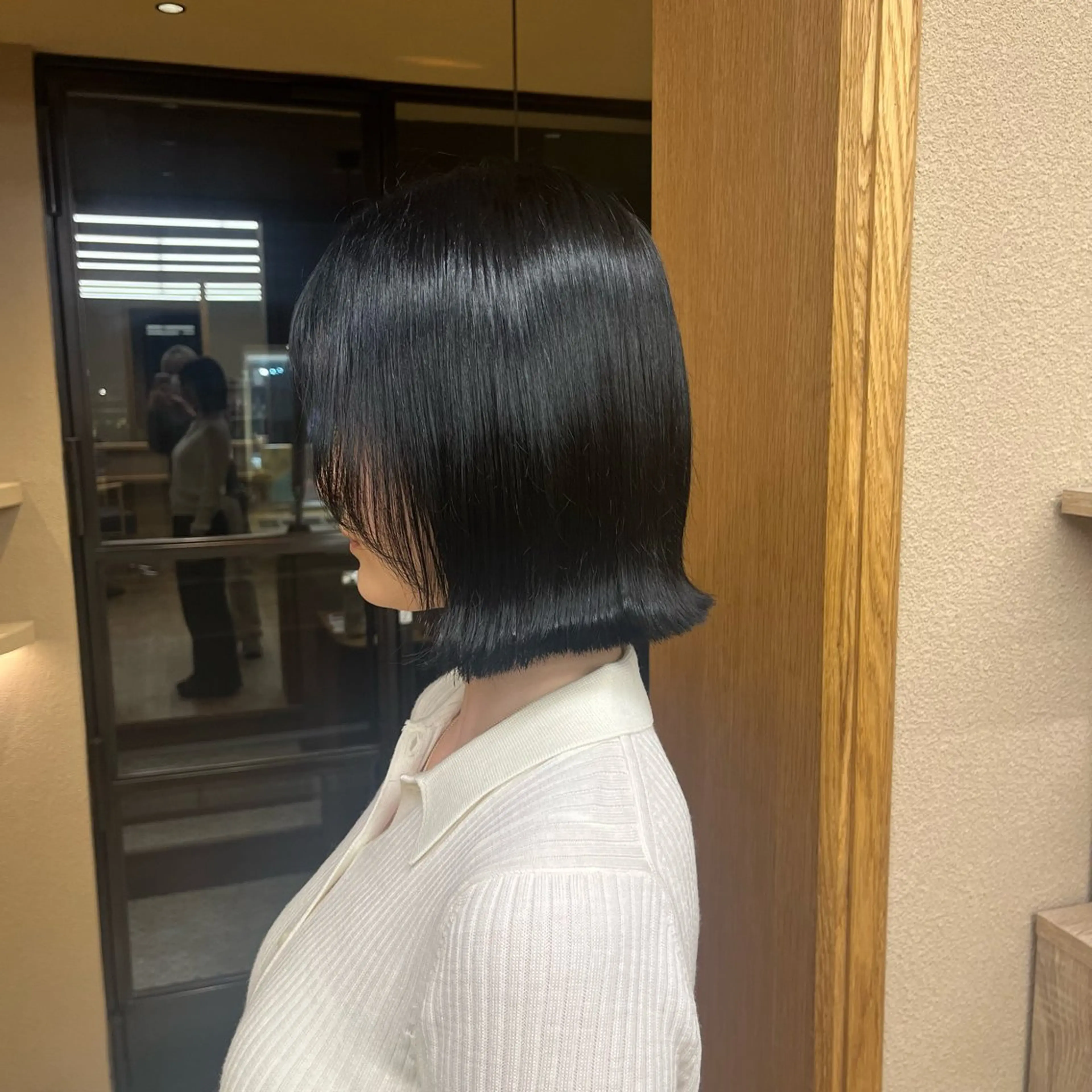 ミディアム カット Wカラー🐾 ハルナのヘアスタイル