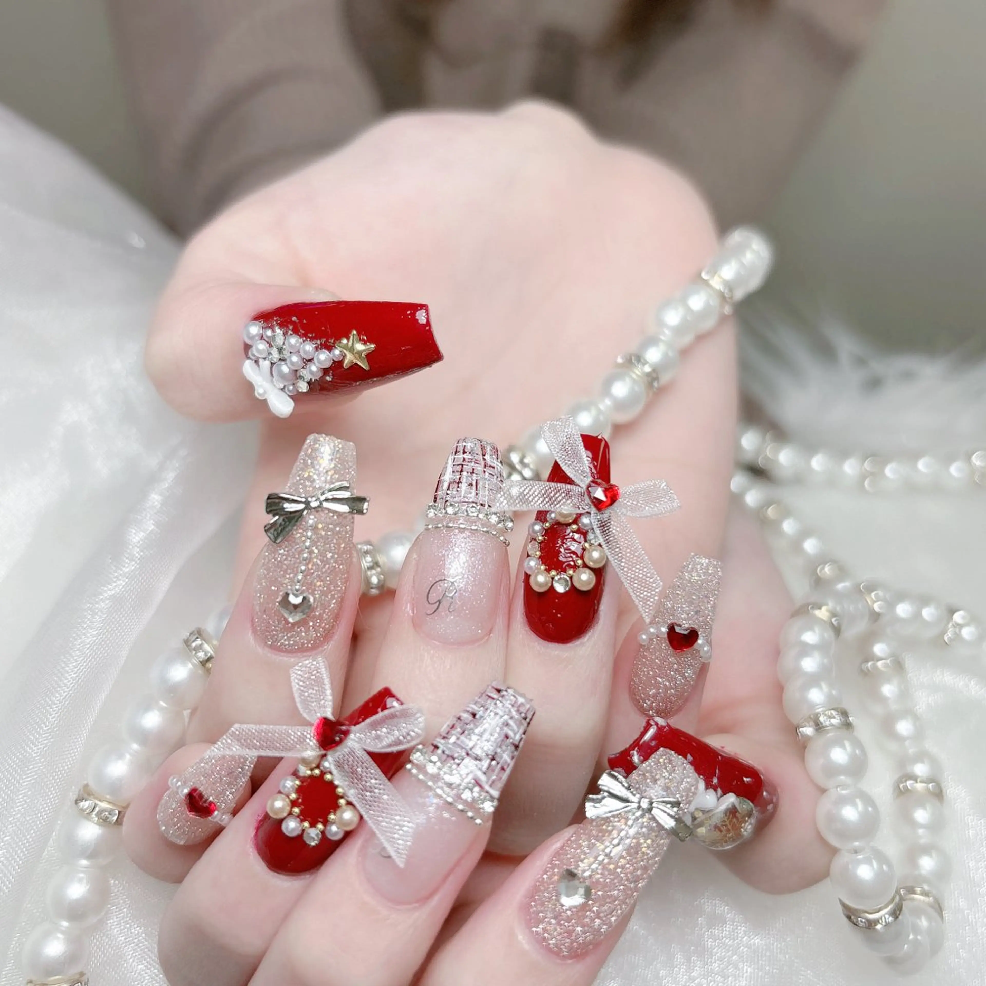 ネイル 成人式 ジェルネイル ロングネイル マグネットネイル ミディアムネイル ハンドネイル MoMoA Nail ネイル長さ出し専門店のネイルデザイン