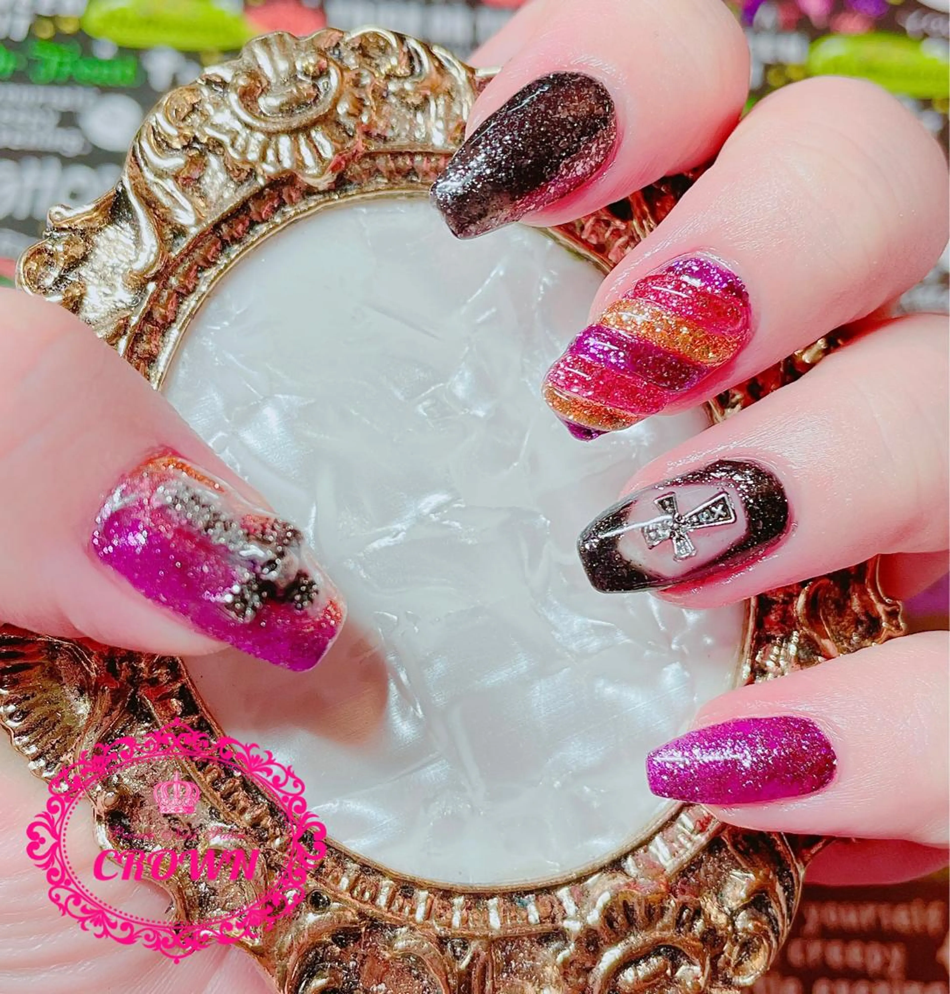 ネイル CROWN プライベートサロンのネイルデザイン