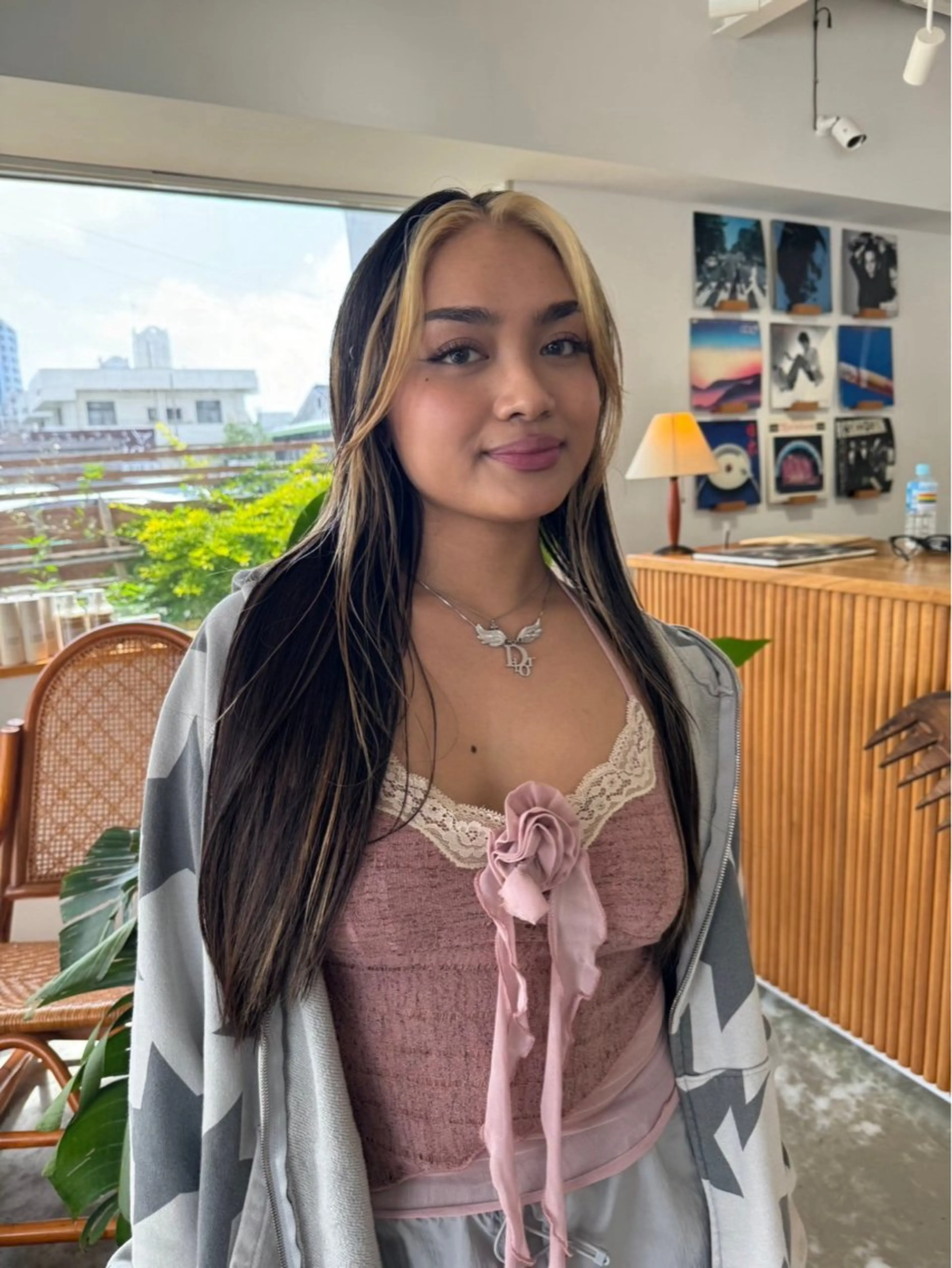 ロング KOU×北谷× BY MY SIDEのヘアスタイル