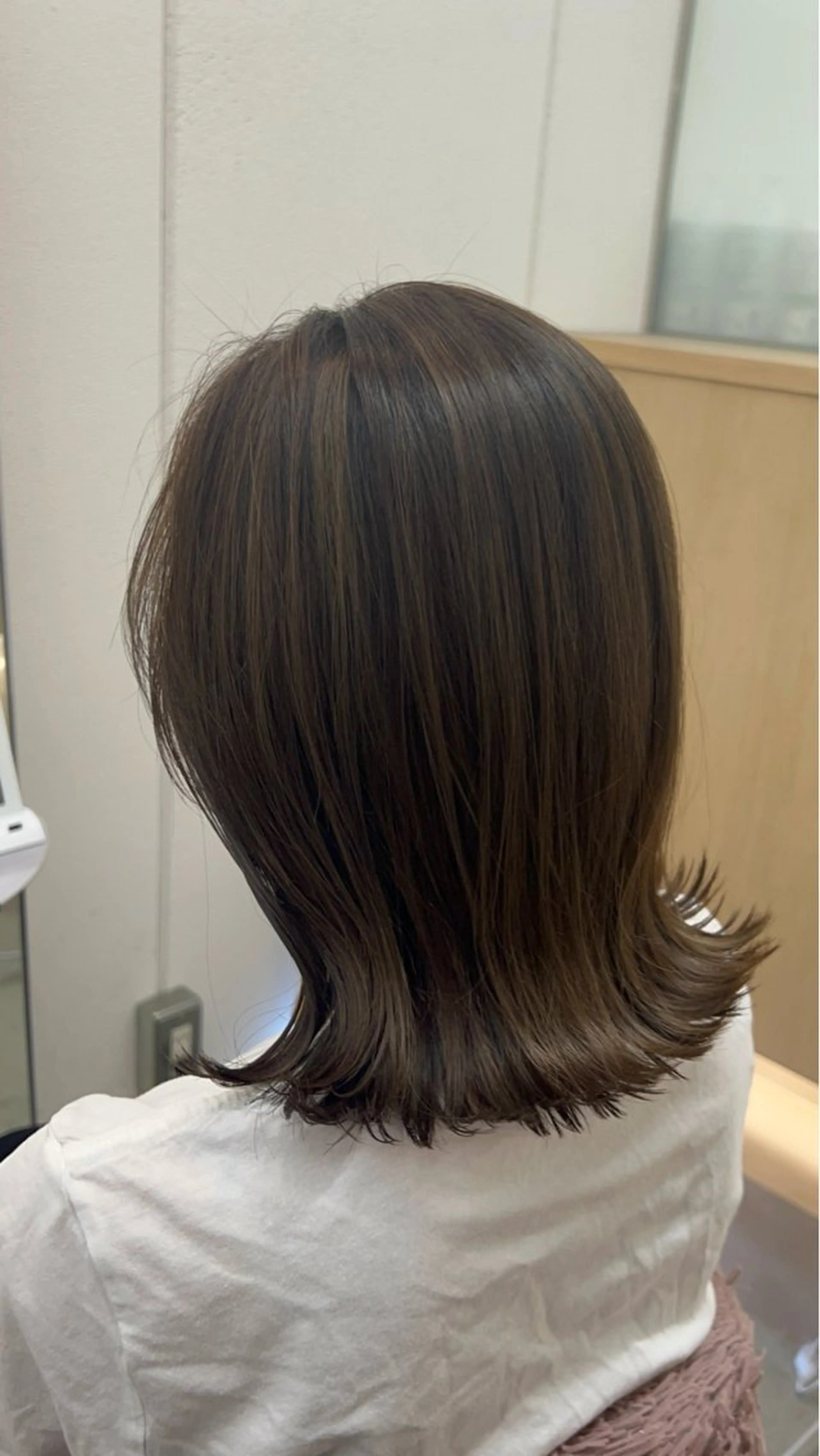 ミディアム 名古屋/伏見/花屋 併設/不破新のヘアスタイル