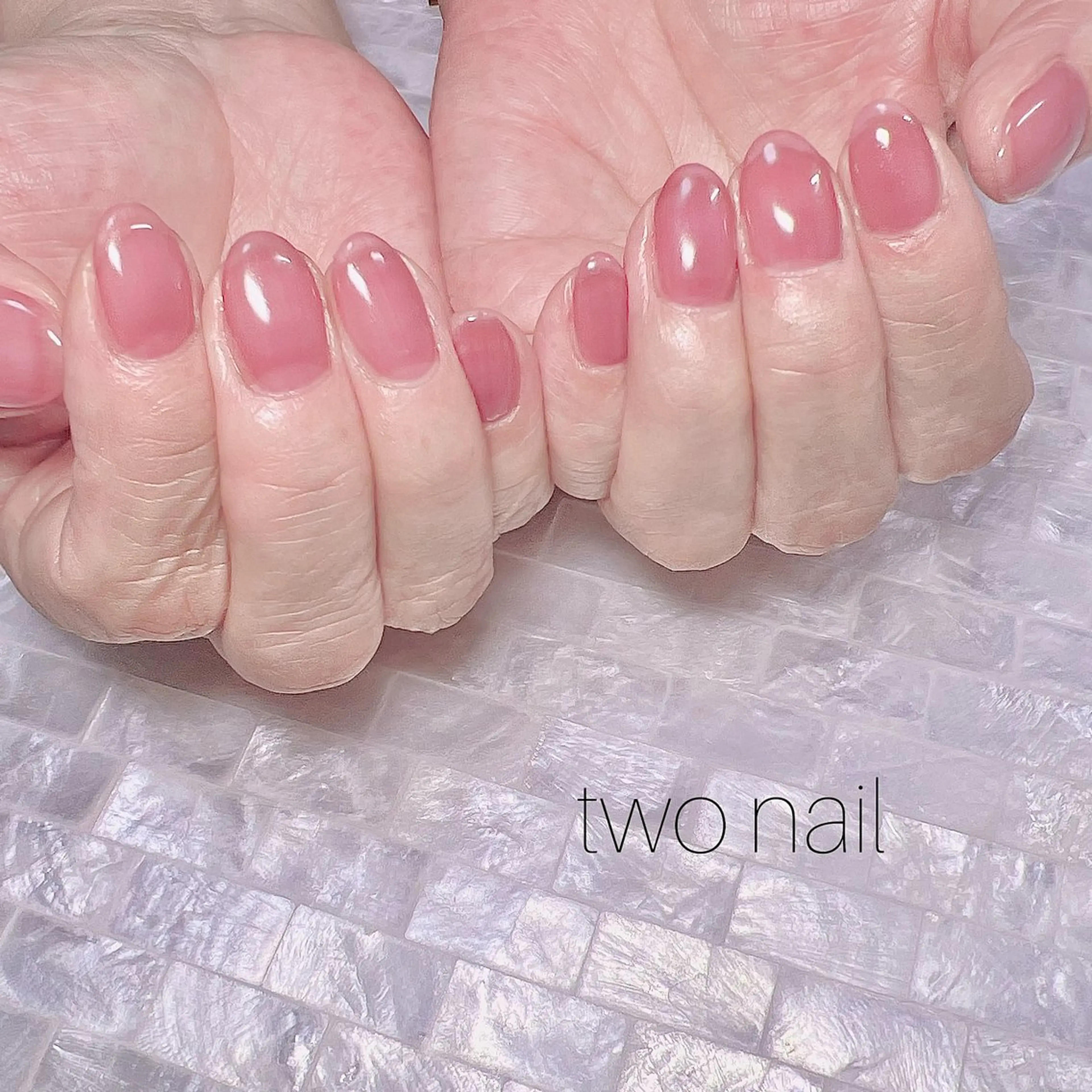 ネイル ネイルチップ ホワイト ハンドネイル two nailのネイルデザイン