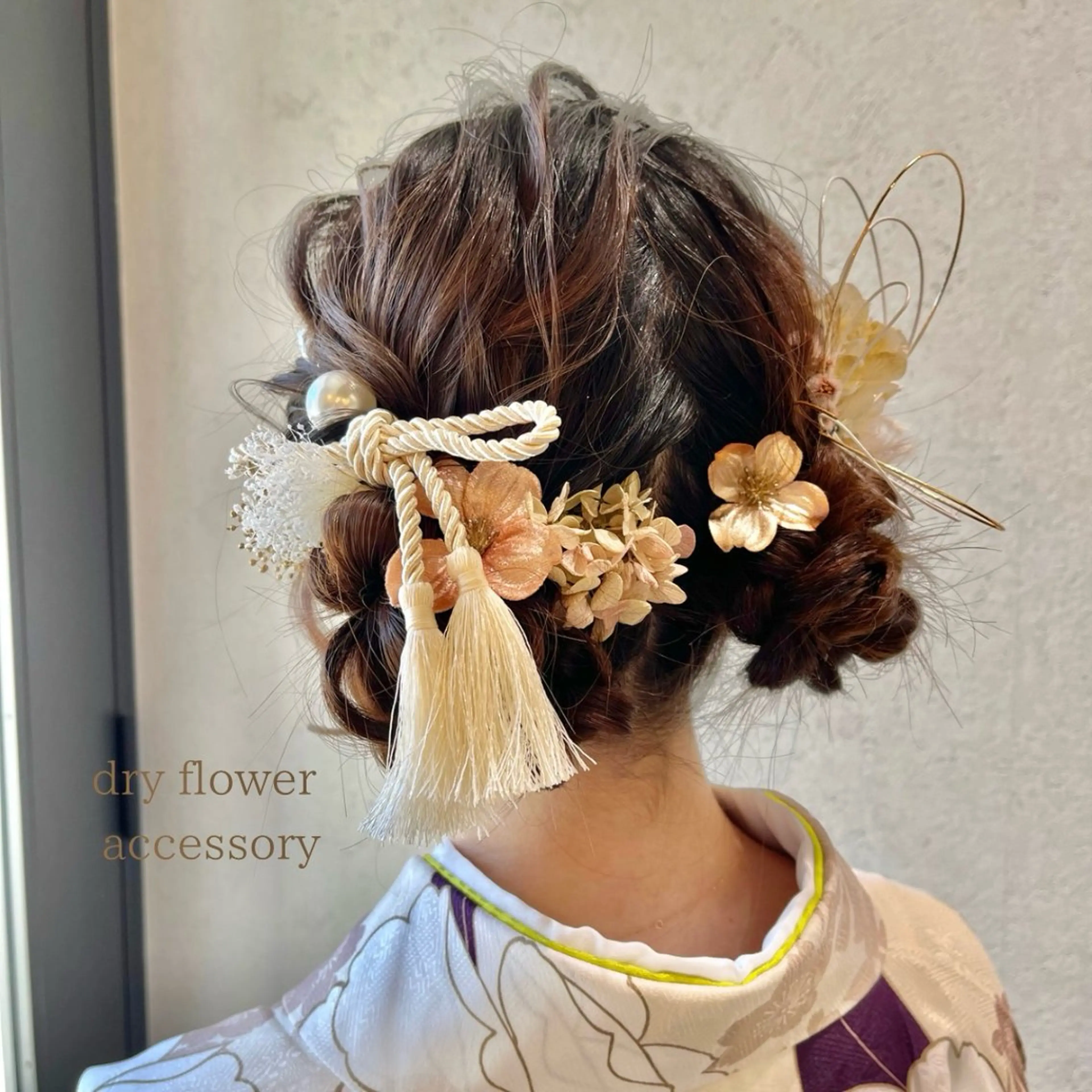 セミロング ヘアアレンジ 結婚式・ブライダル デート 卒業式のヘアスタイル ヘアセット charm《銀座》 ヘアセット/縮毛矯正のヘアスタイル