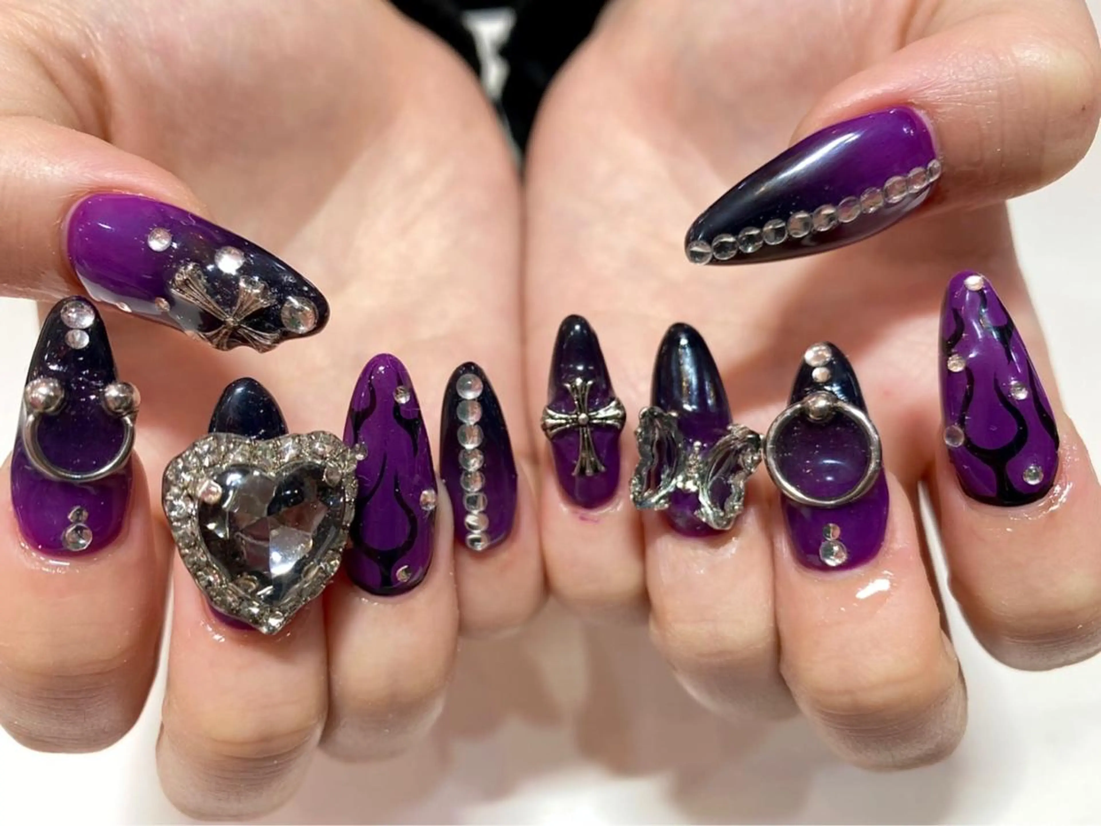 ネイル NAILSGOGO shibuyaのネイルデザイン