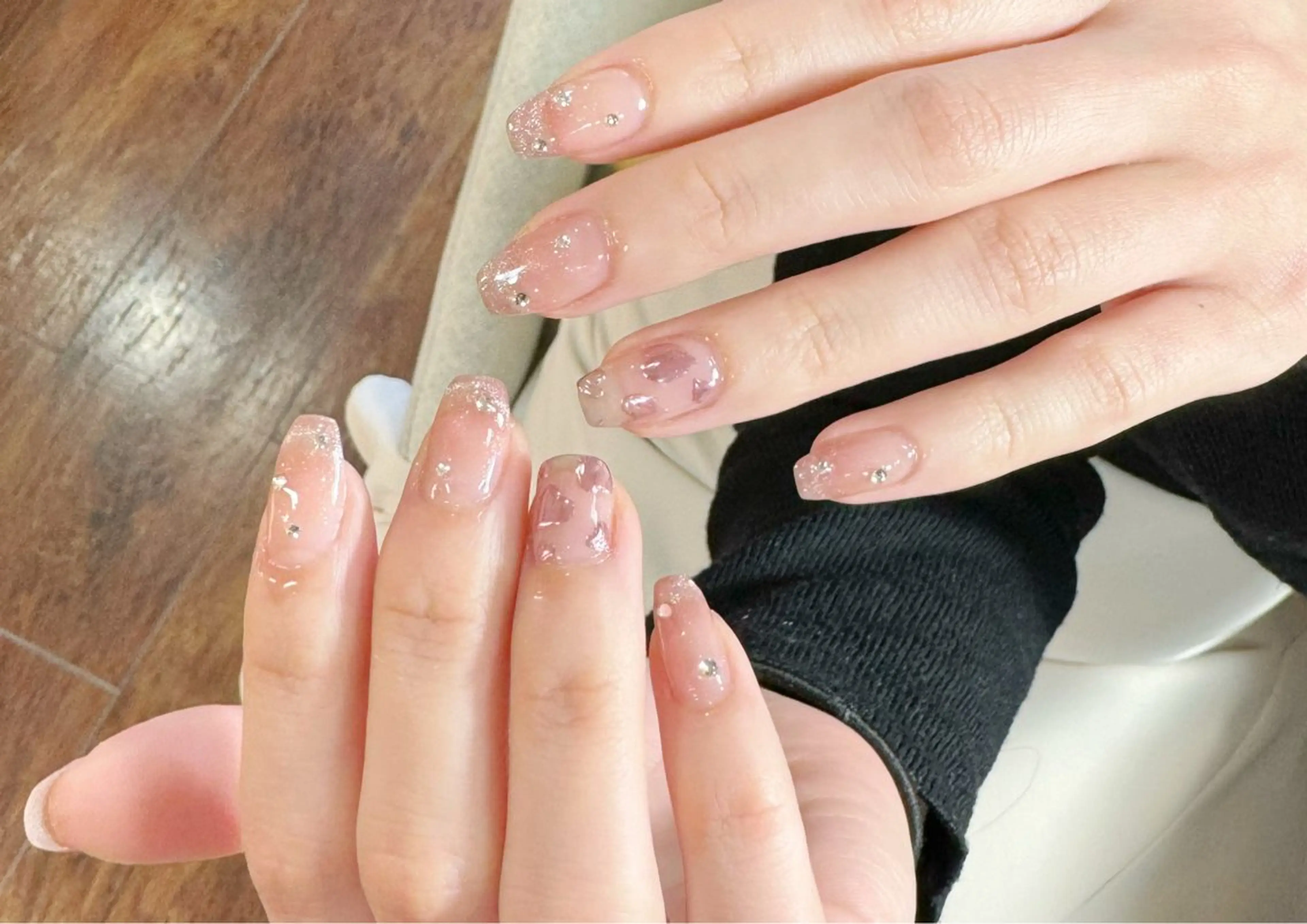 【初回オフ無料】大人気💅「キラキラ」持ち込みデザイン6本🉑🉑💗💗の写真