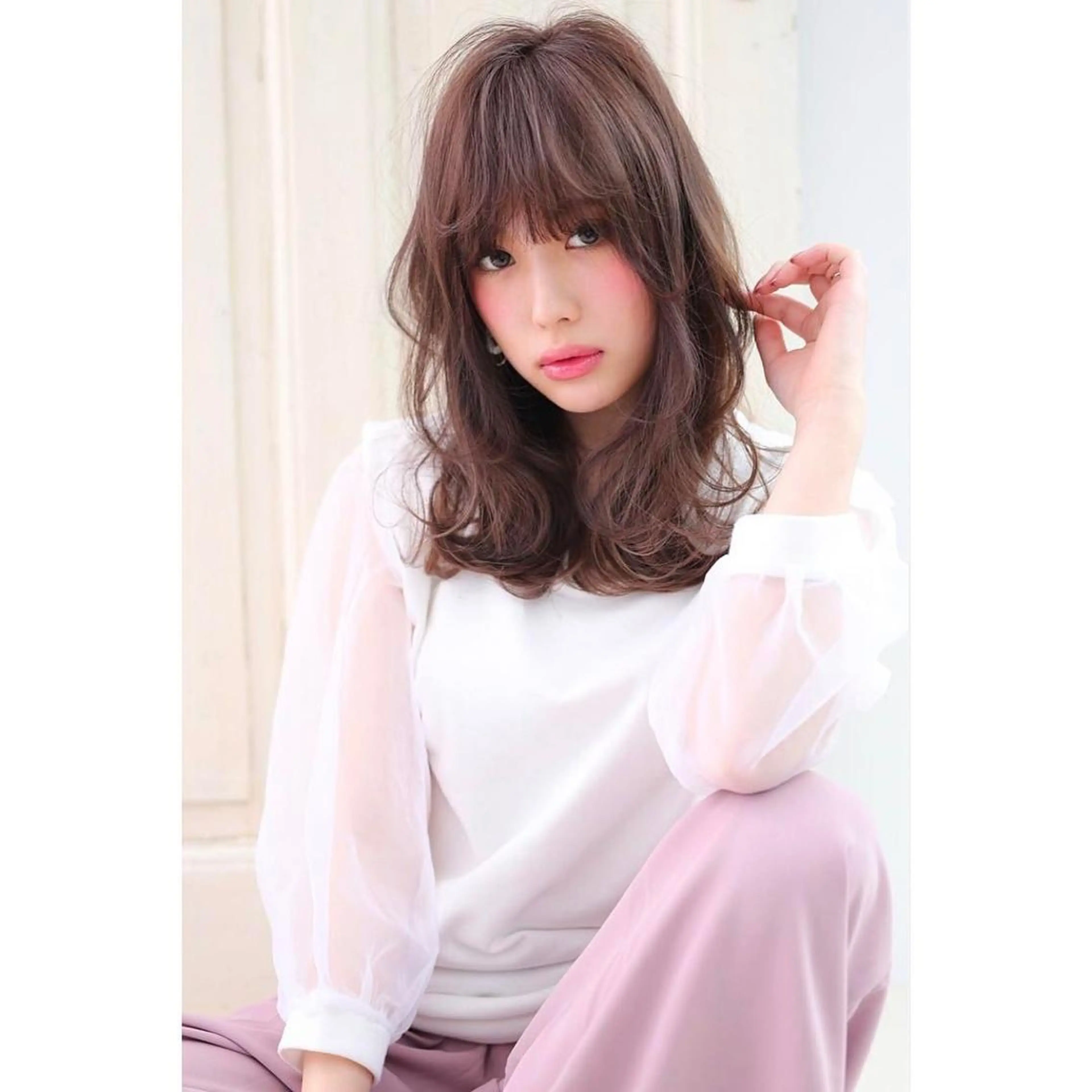 ミディアム due hair 京都駅前店 MILBON オージュア認定サロン【デューヘアー】所属・ハイトーンブリーチ 土坂　由志【京都】のヘアスタイル