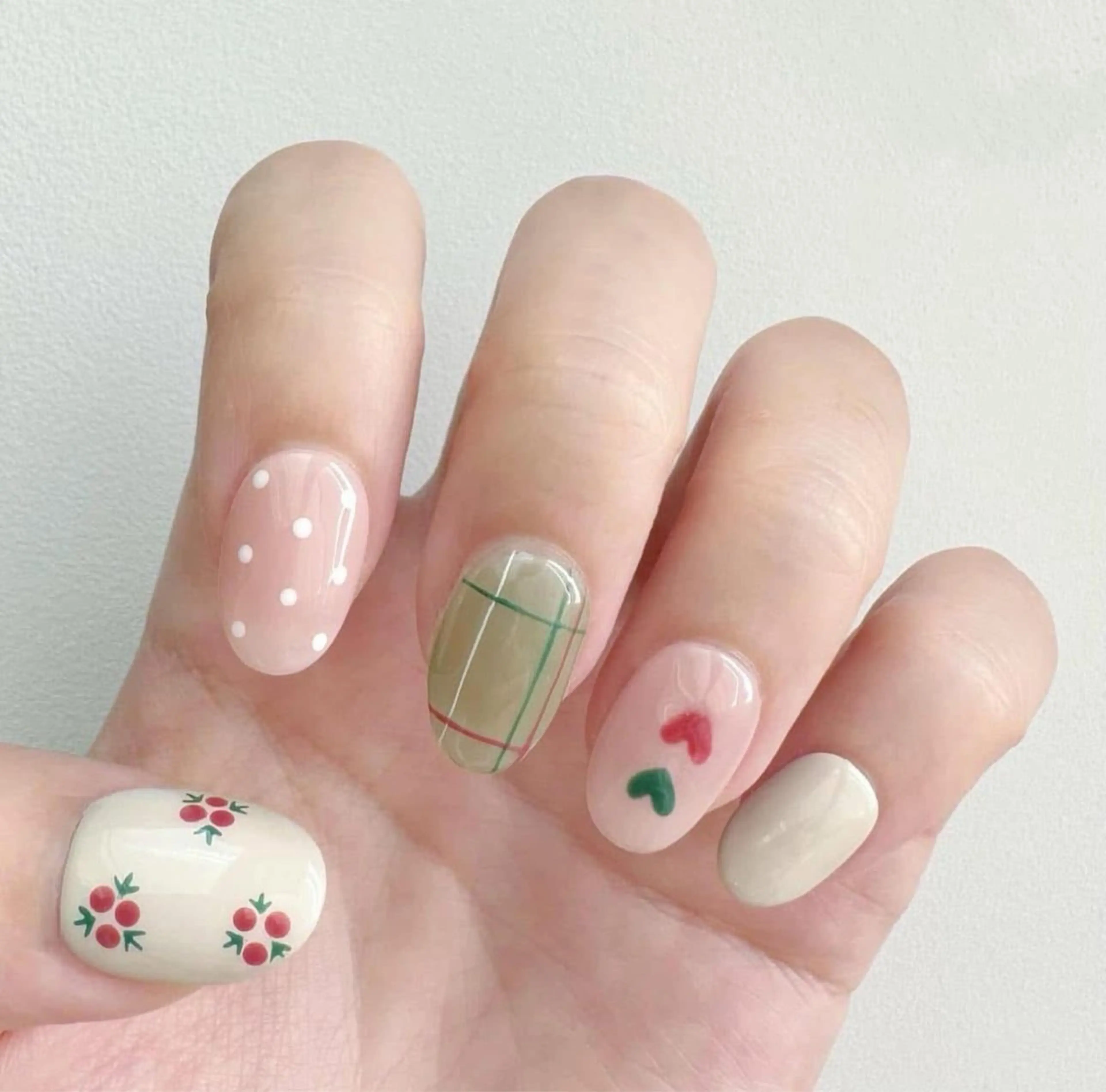 ネイル アートネイル 成人式 ジェルネイル ニュアンスネイル ネイルチップ Kora Nailのネイルデザイン