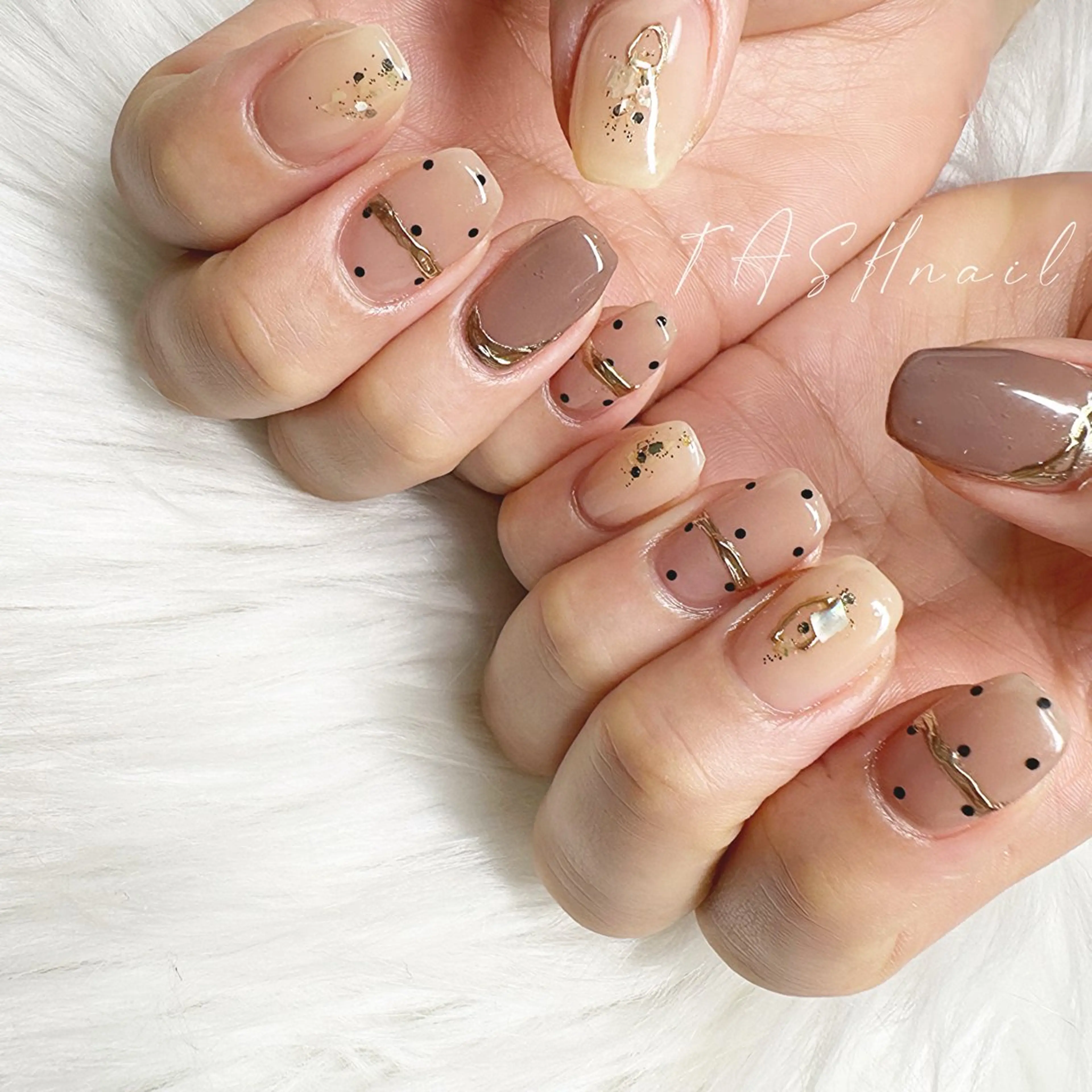 ネイル TASH nailのネイルデザイン