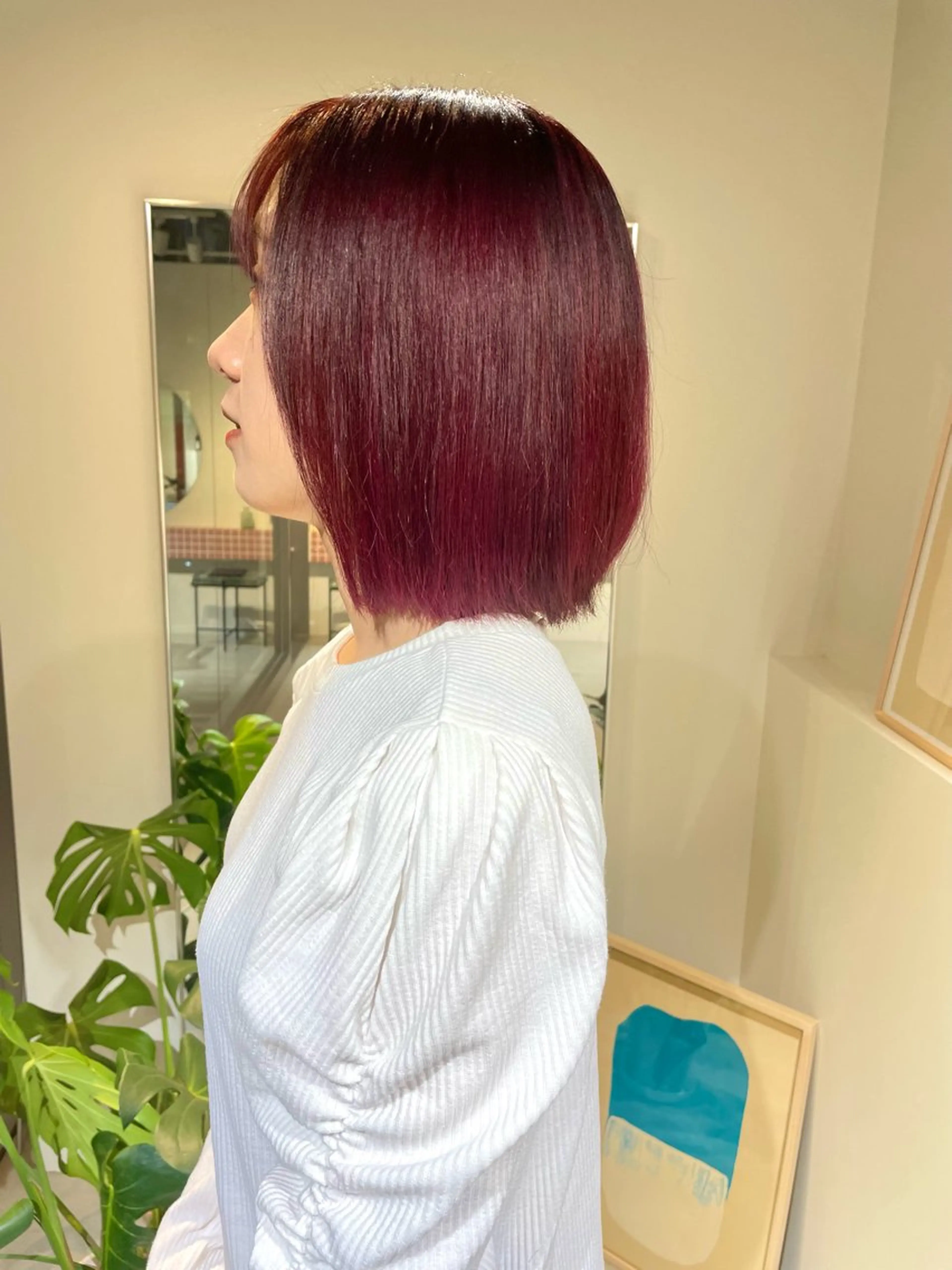 ショート カラー 前下がりボブ アディクシーカラー アッシュ ベージュカラー ボルドーカラー eto所属・髪質改善スペシャリス ト長尾勇弥/梅田中津のヘアスタイル