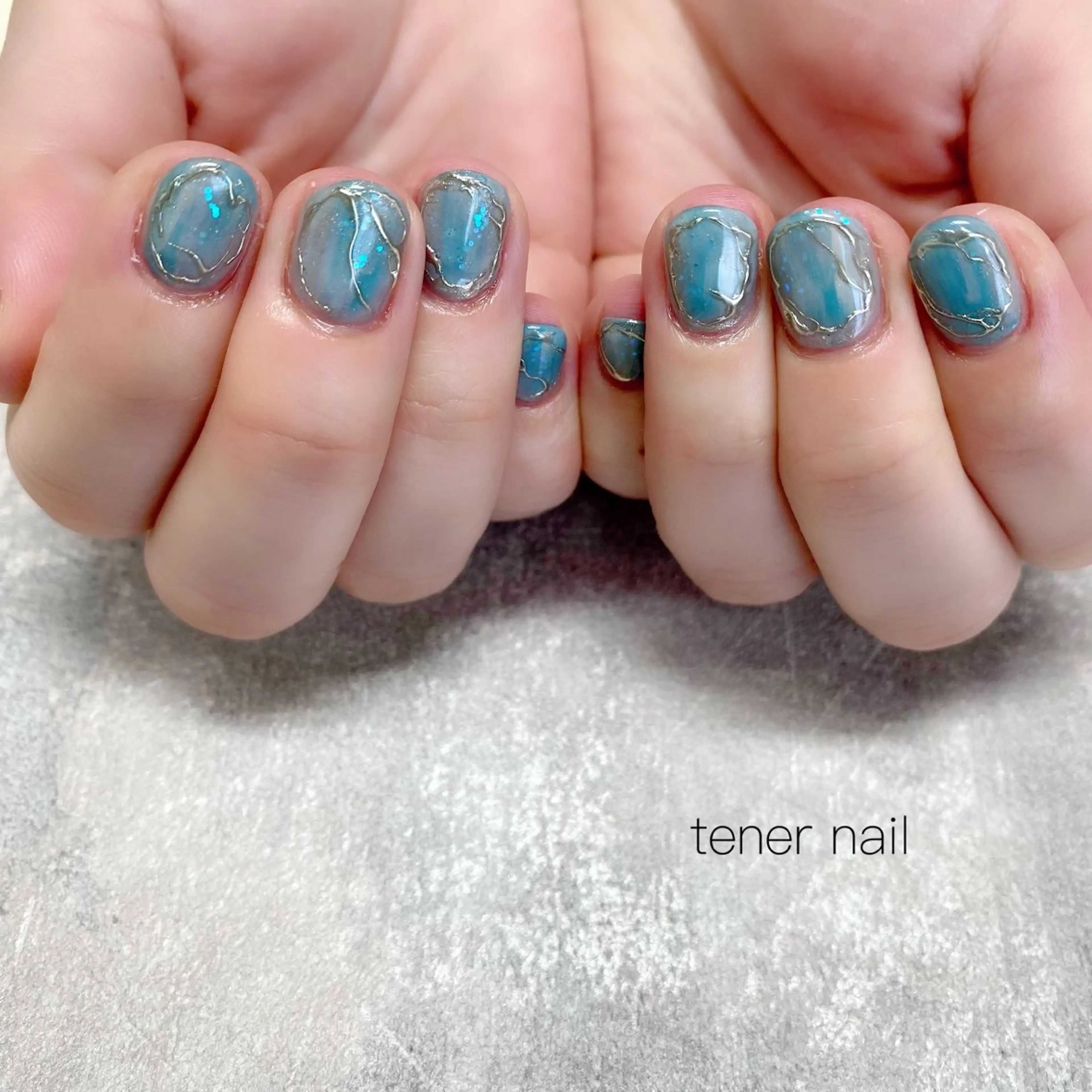 ネイル キラキラネイル ニュアンスネイル ハンドネイル tener  nail  テネルネイル所属・テネルネイル tener nailのネイルデザイン