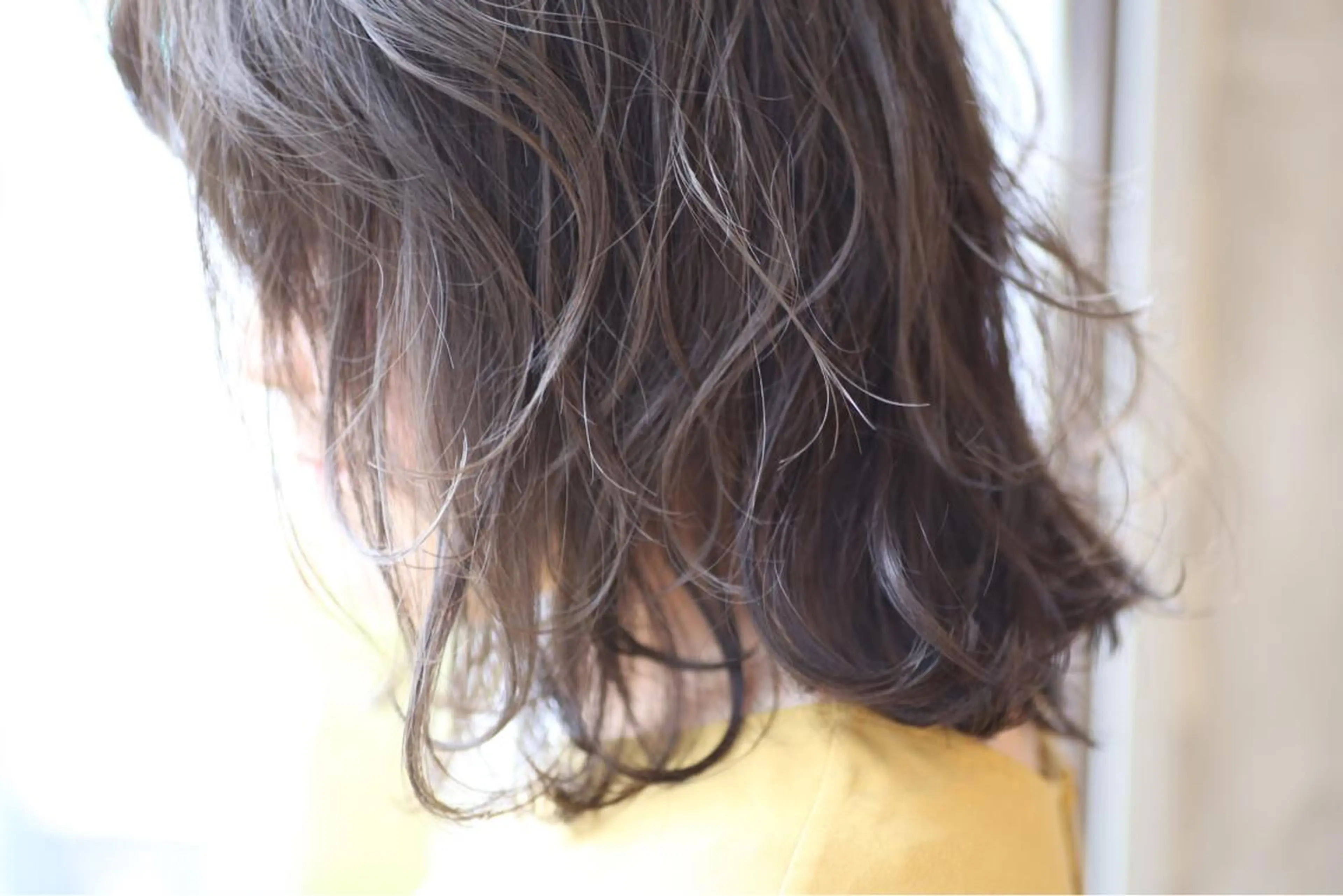 ミディアム カラー カット ヘアカラー 岡本 一平のヘアスタイル