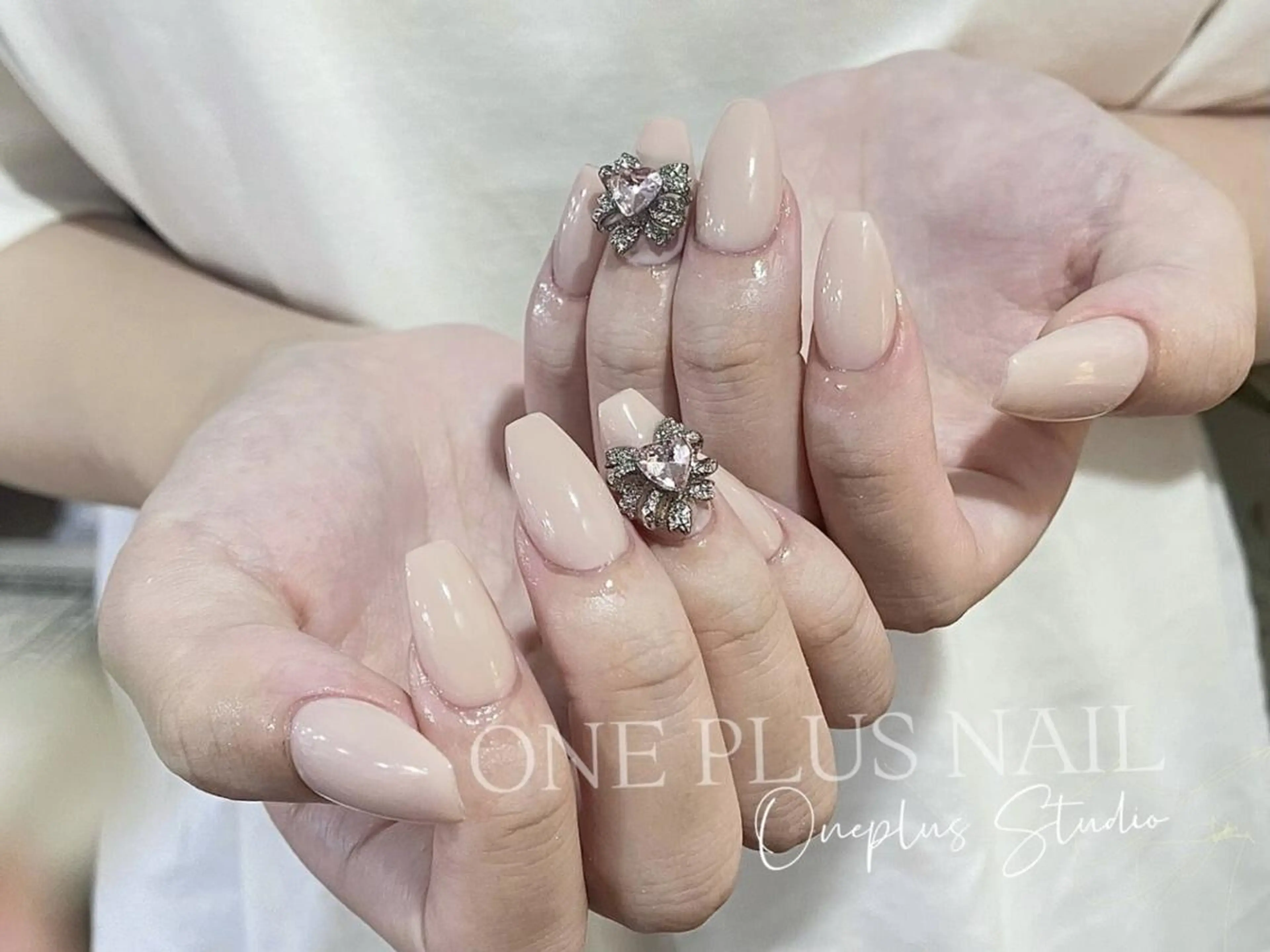 ネイル One plus あやのネイルデザイン