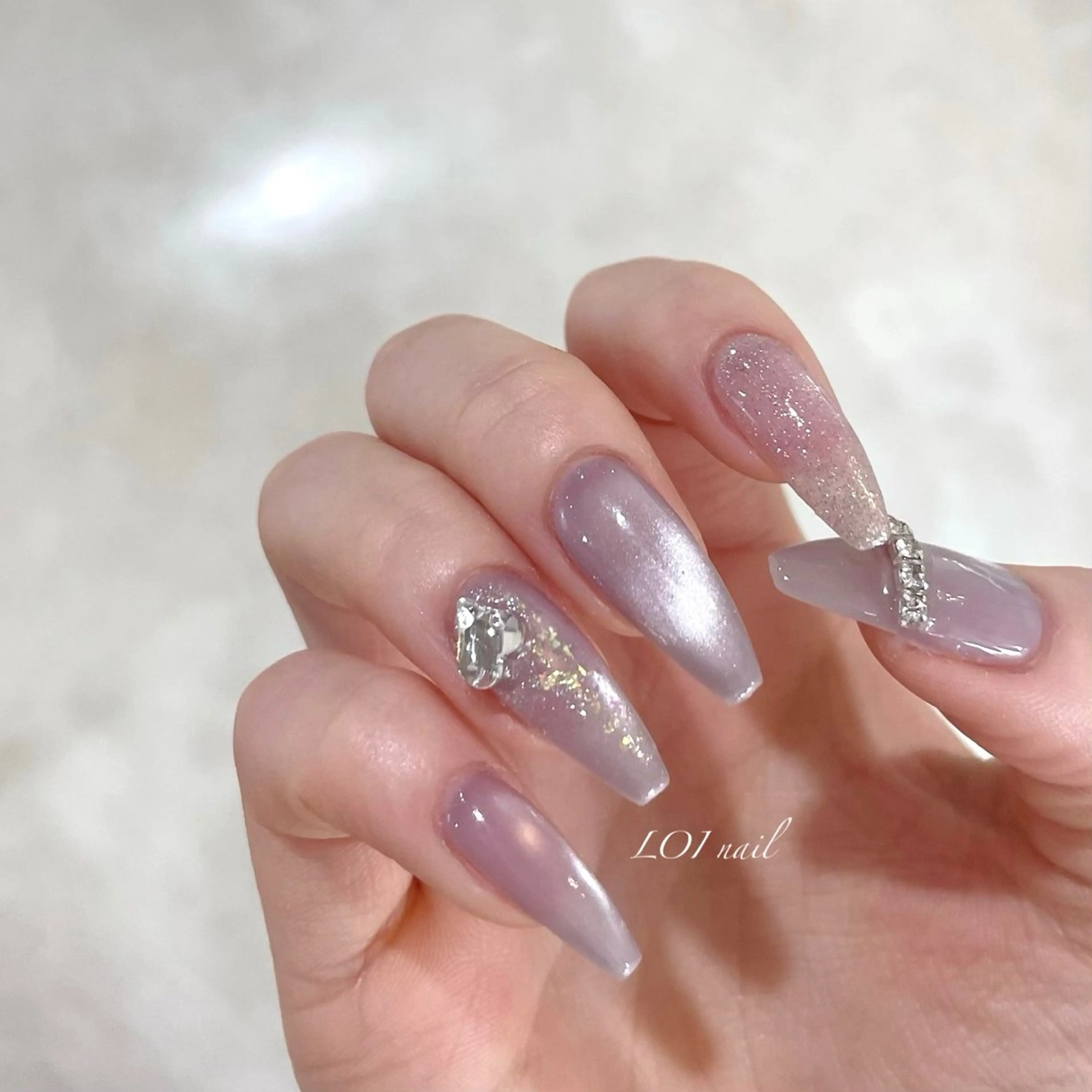 ネイル LOI nail monaのネイルデザイン