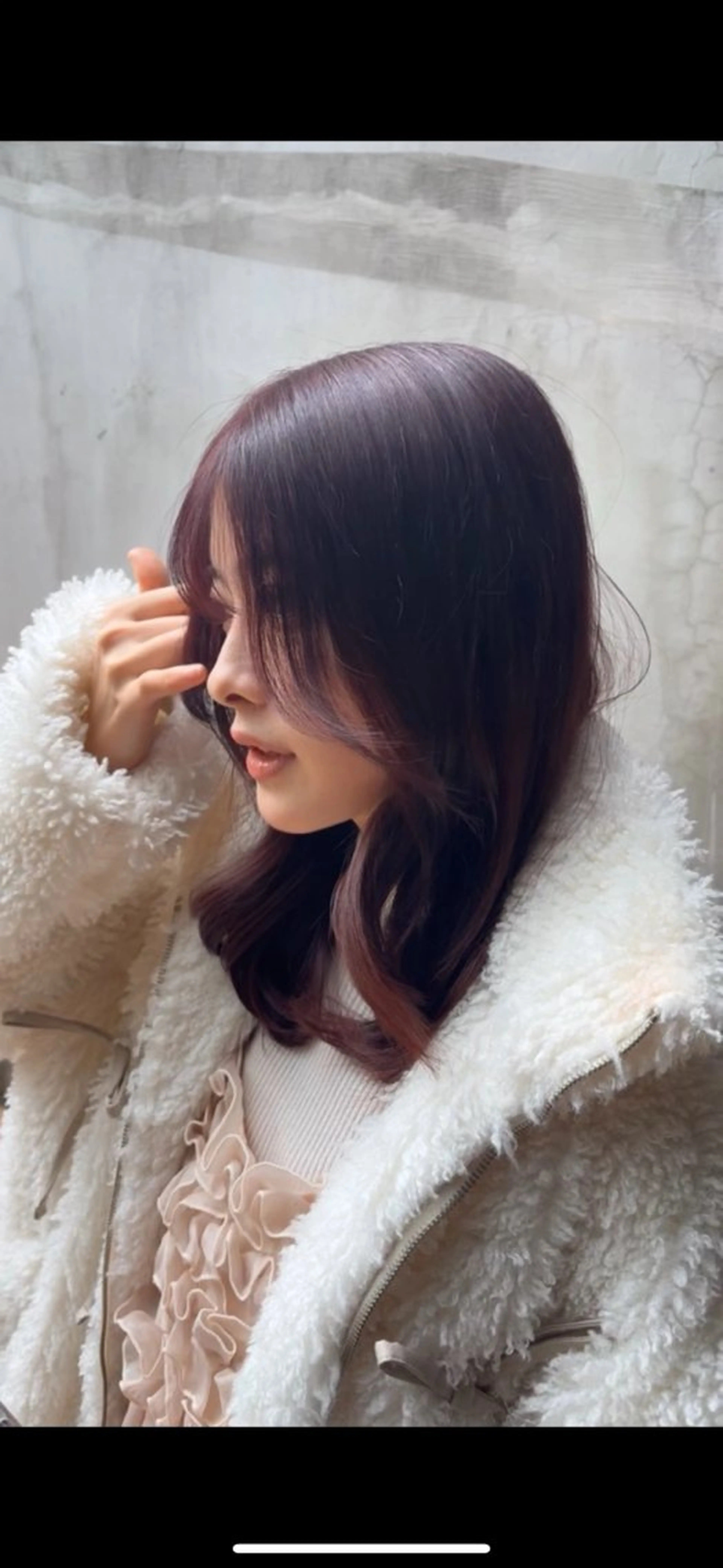 セミロング カラー 武仲 りかこのヘアスタイル