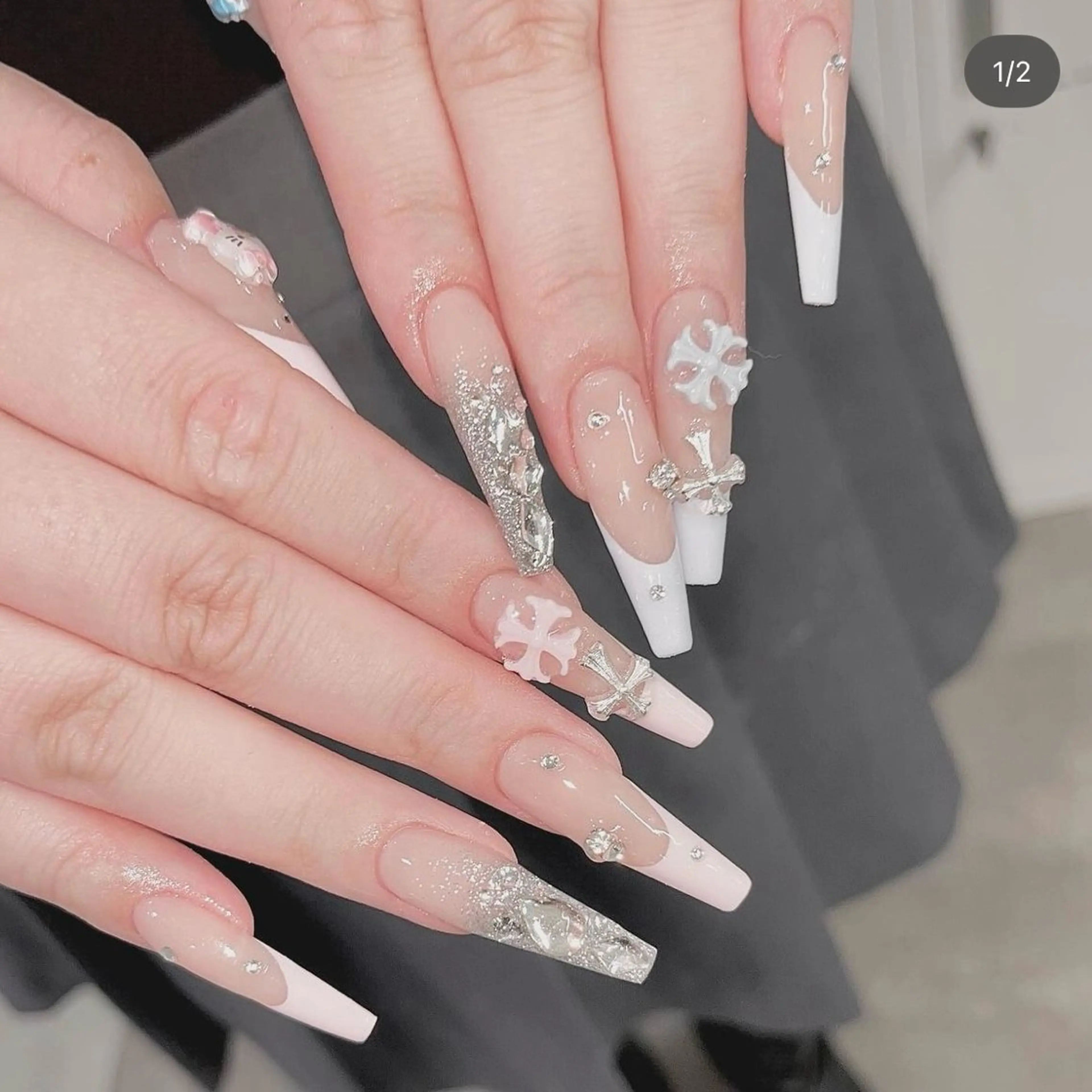 ネイル Bonnal所属・Manamǐ 個性派のネイルデザイン