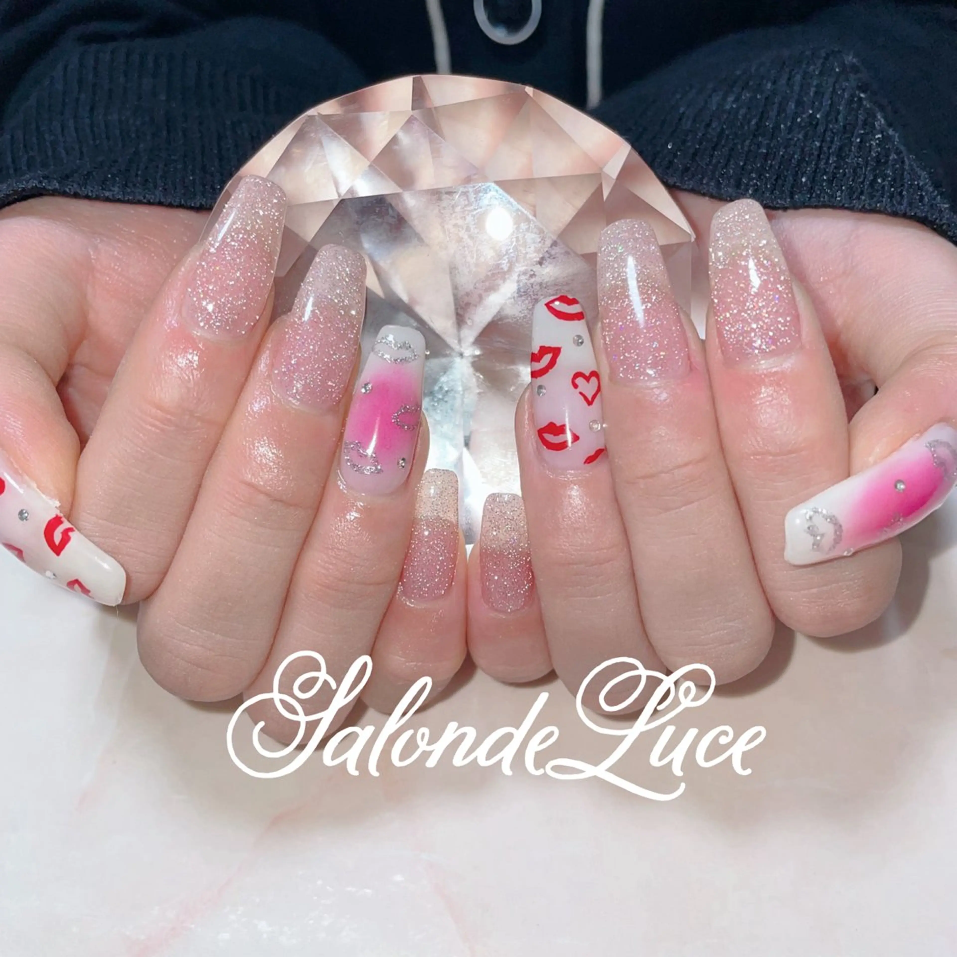 ネイル チークネイル フラッシュネイル Salon de Luceのネイルデザイン