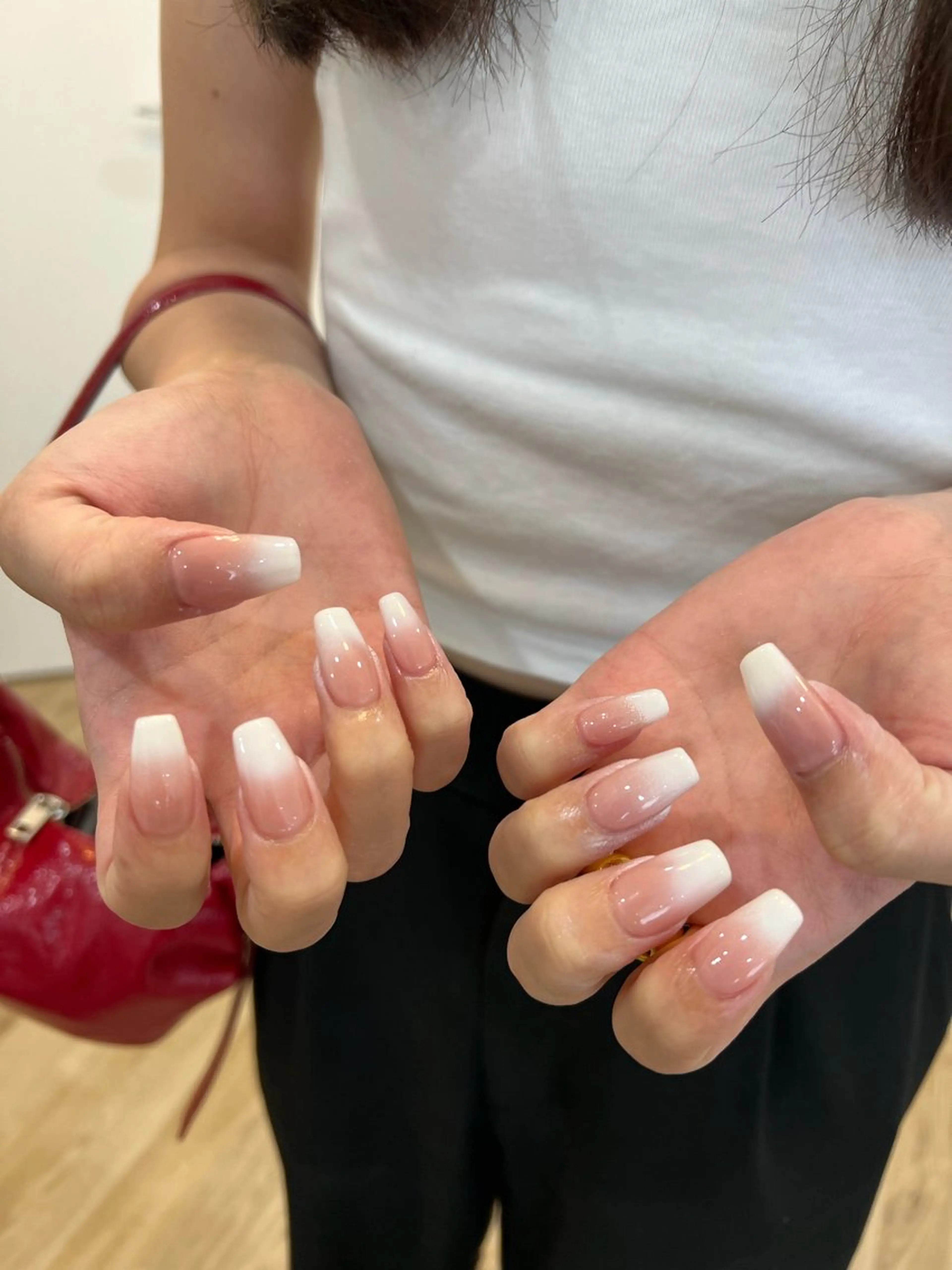 ネイル ハンドネイル フットネイル ハンドケア Nes.Nail所属・Miyagi Asamiのネイルデザイン