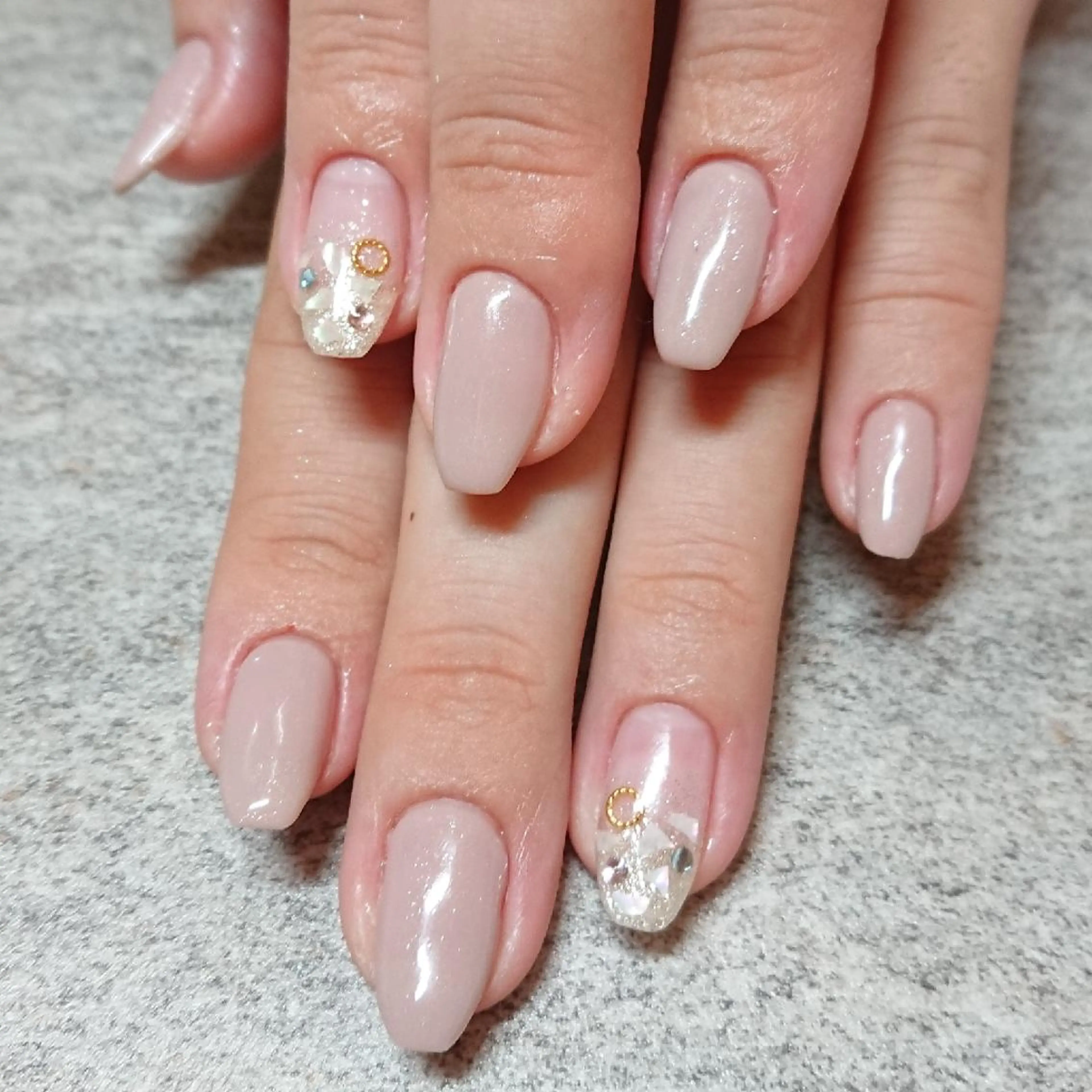 ネイル ジェヌインネイル 河内のネイルデザイン