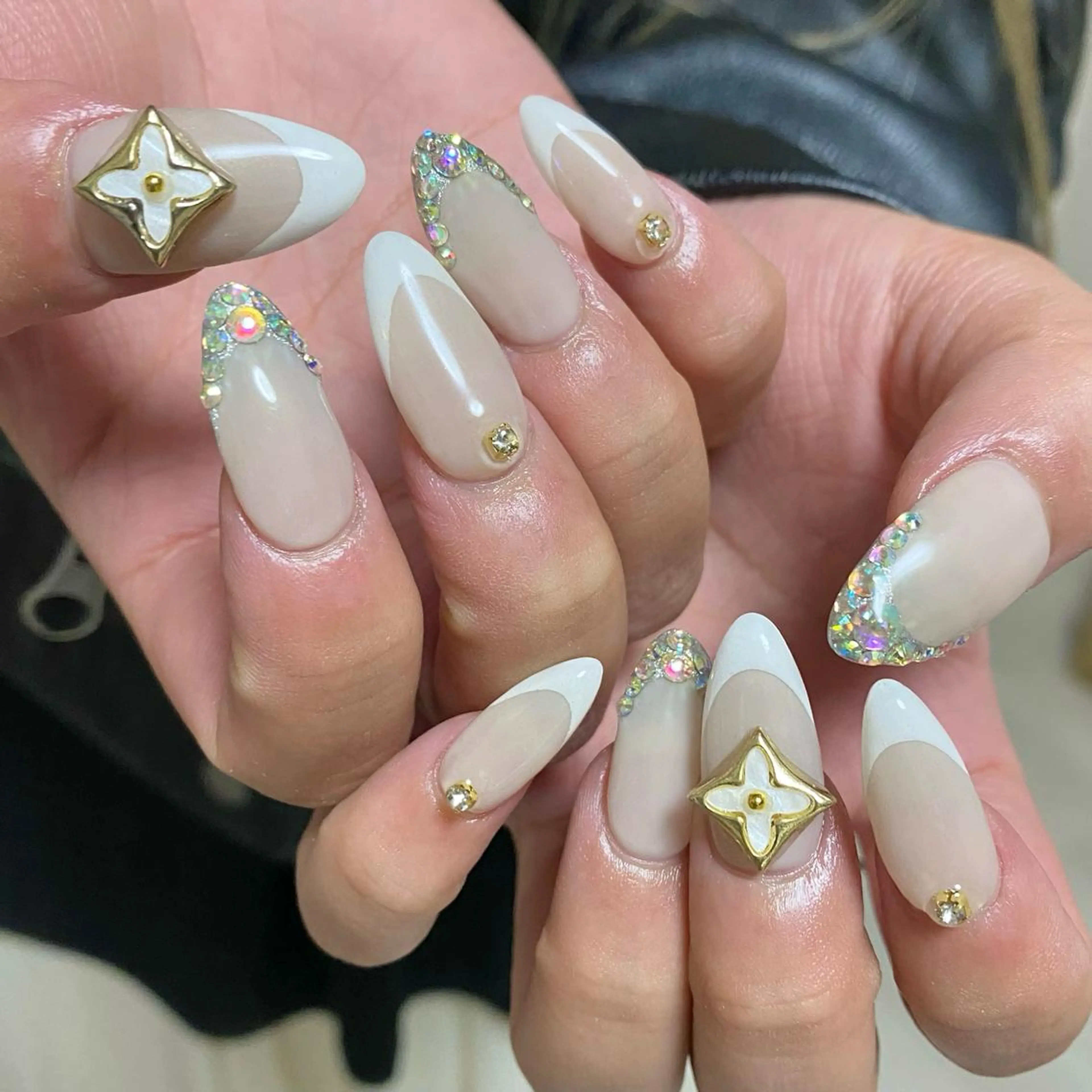 ネイル ハンドネイル Blomeel Nailのネイルデザイン