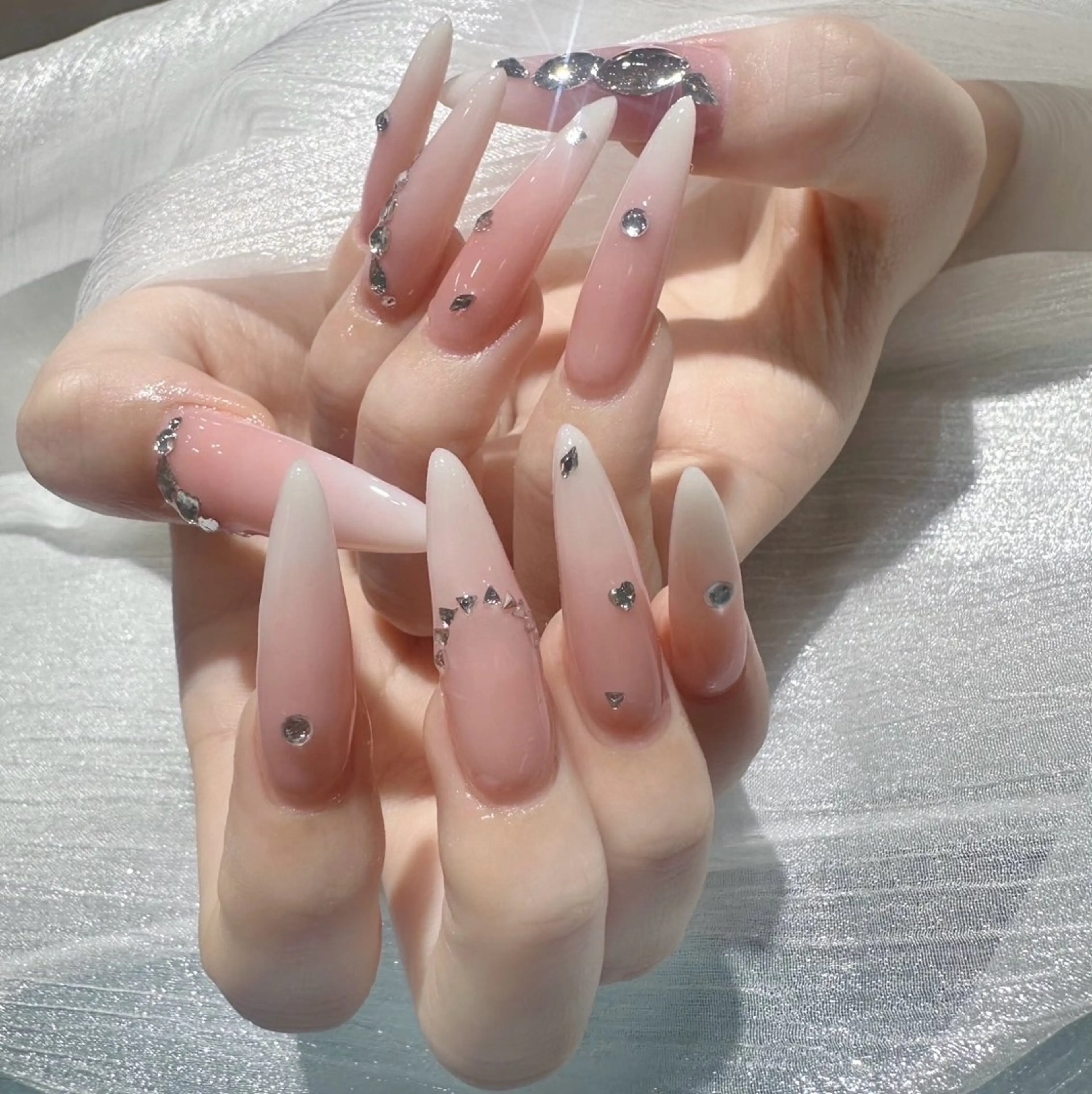 ネイル ハンドネイル ハンドケア GlowNailsサロン＿大須名古屋所属・Glow Nailsのネイルデザイン