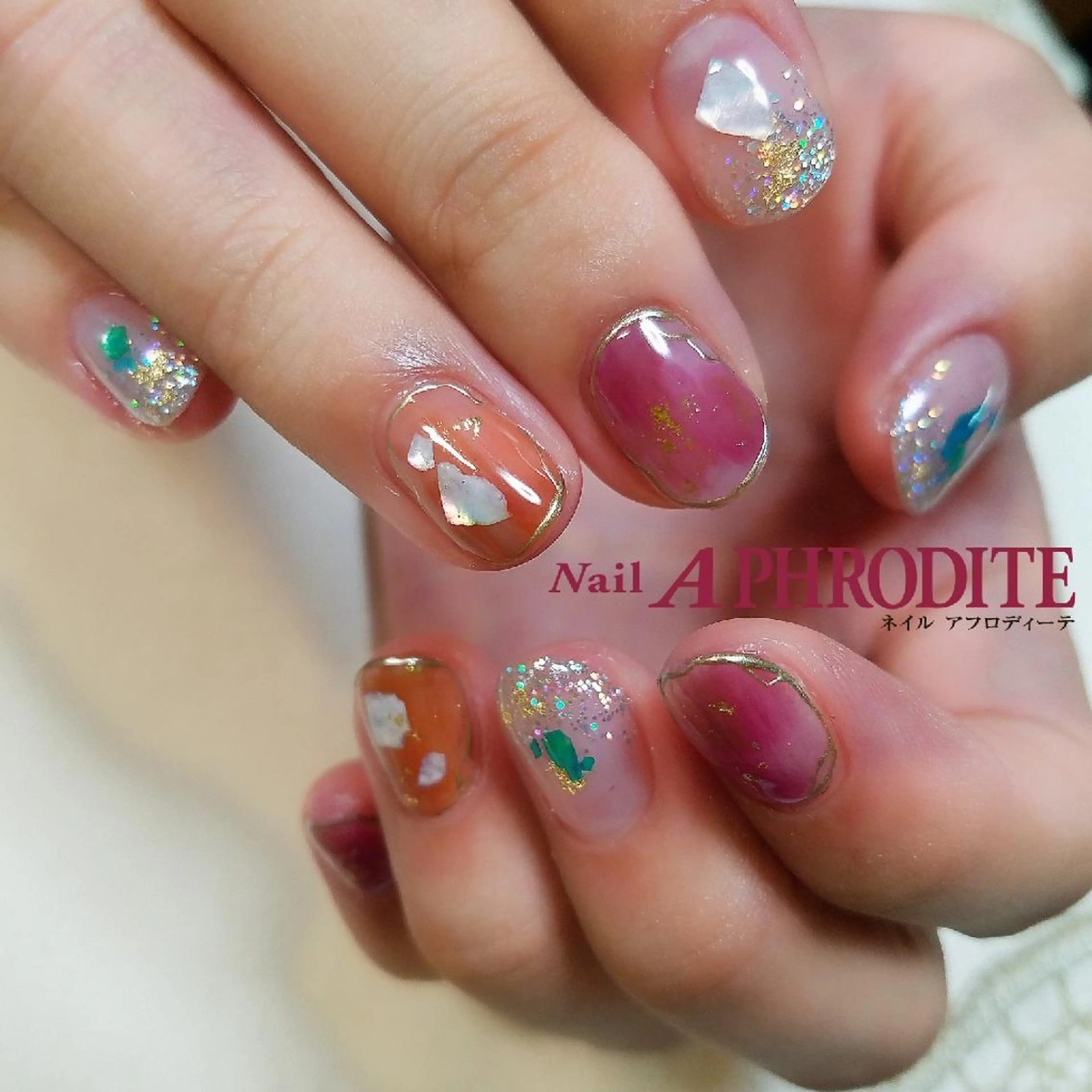 ネイル ニュアンスネイル Nail  Aphroditeのネイルデザイン
